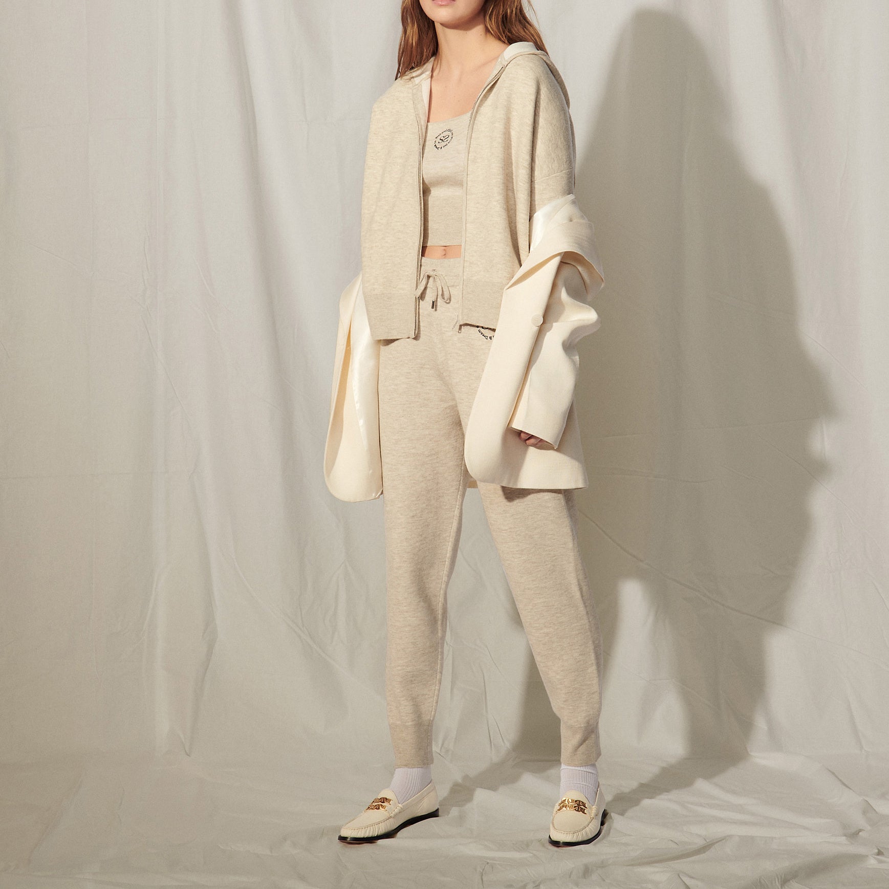 Hoodie zippé avec broderie au dos Sandro seconde main