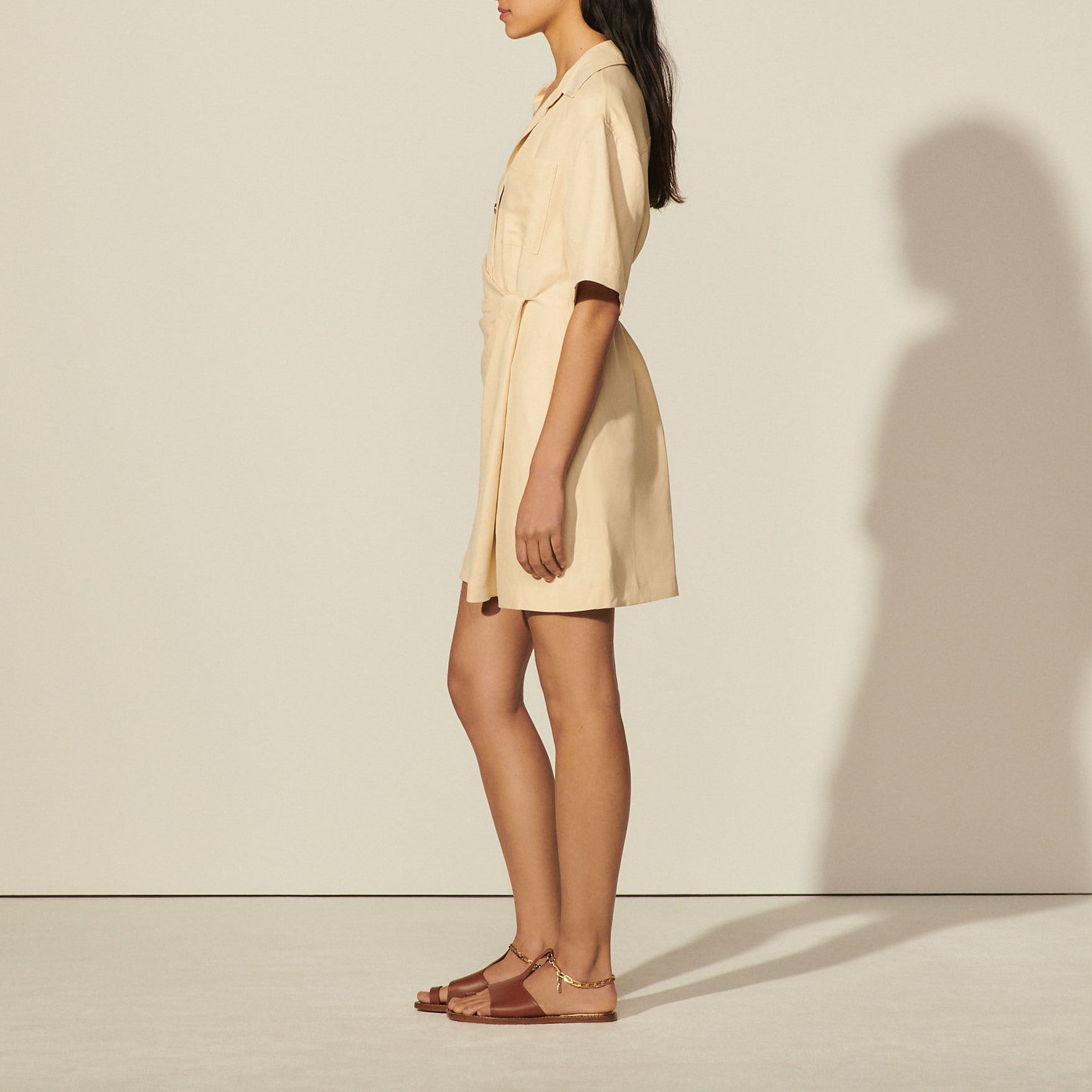 Robe courte drapée à manches courtes Sandro seconde main