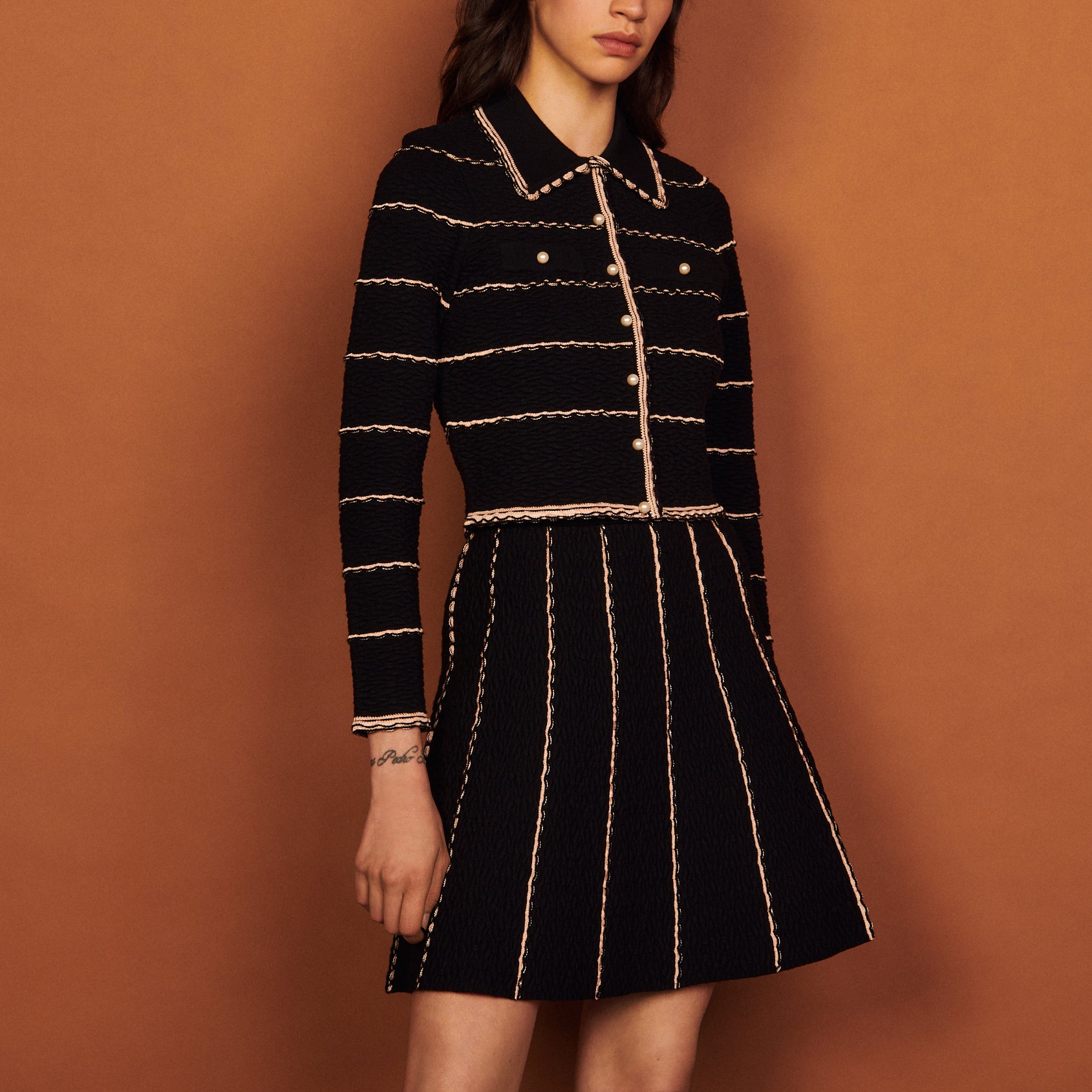 Jupe courte trapèze en Maille Sandro seconde main