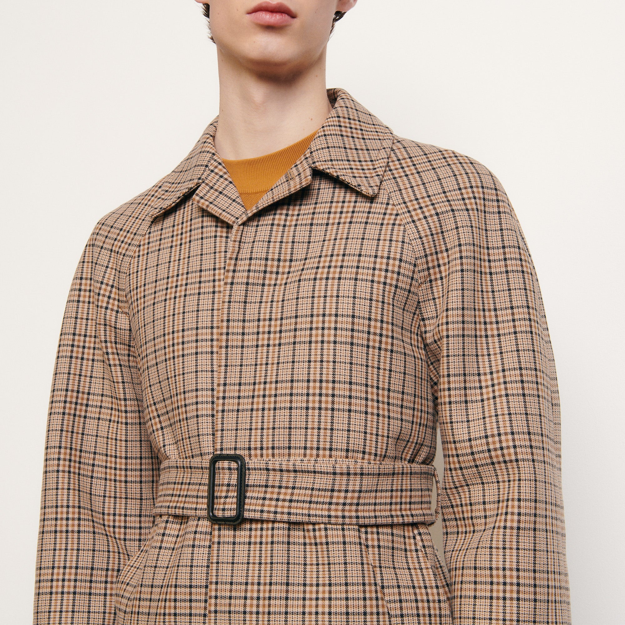 Manteau à carreaux fantaisie Sandro seconde main