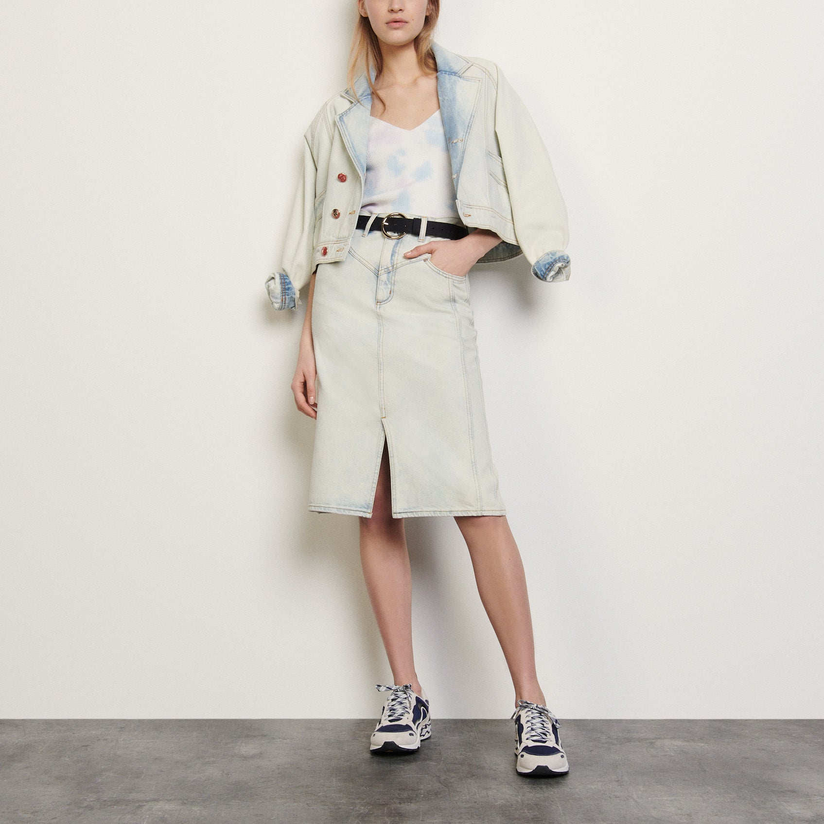 Jupe en Jean au délavage neige Sandro seconde main