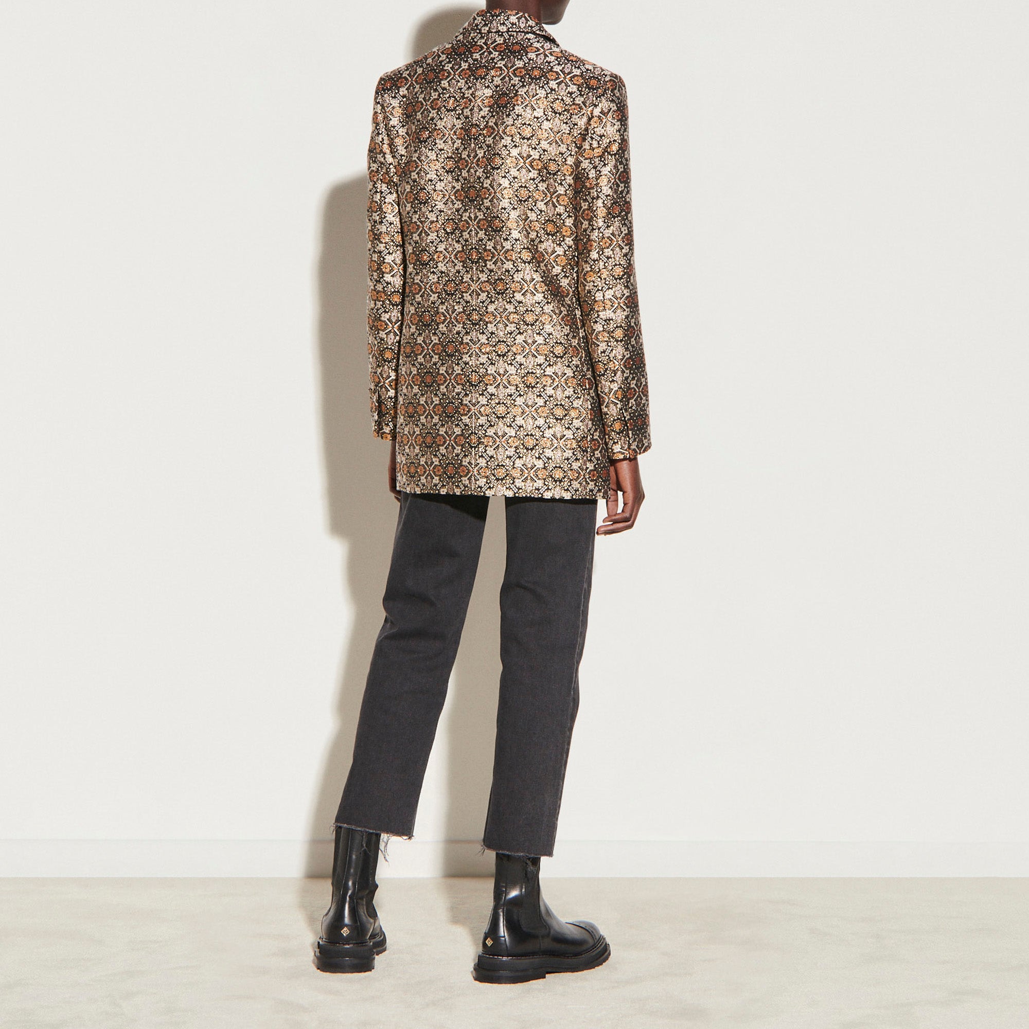 Veste de tailleur en tissu brocard Sandro seconde main