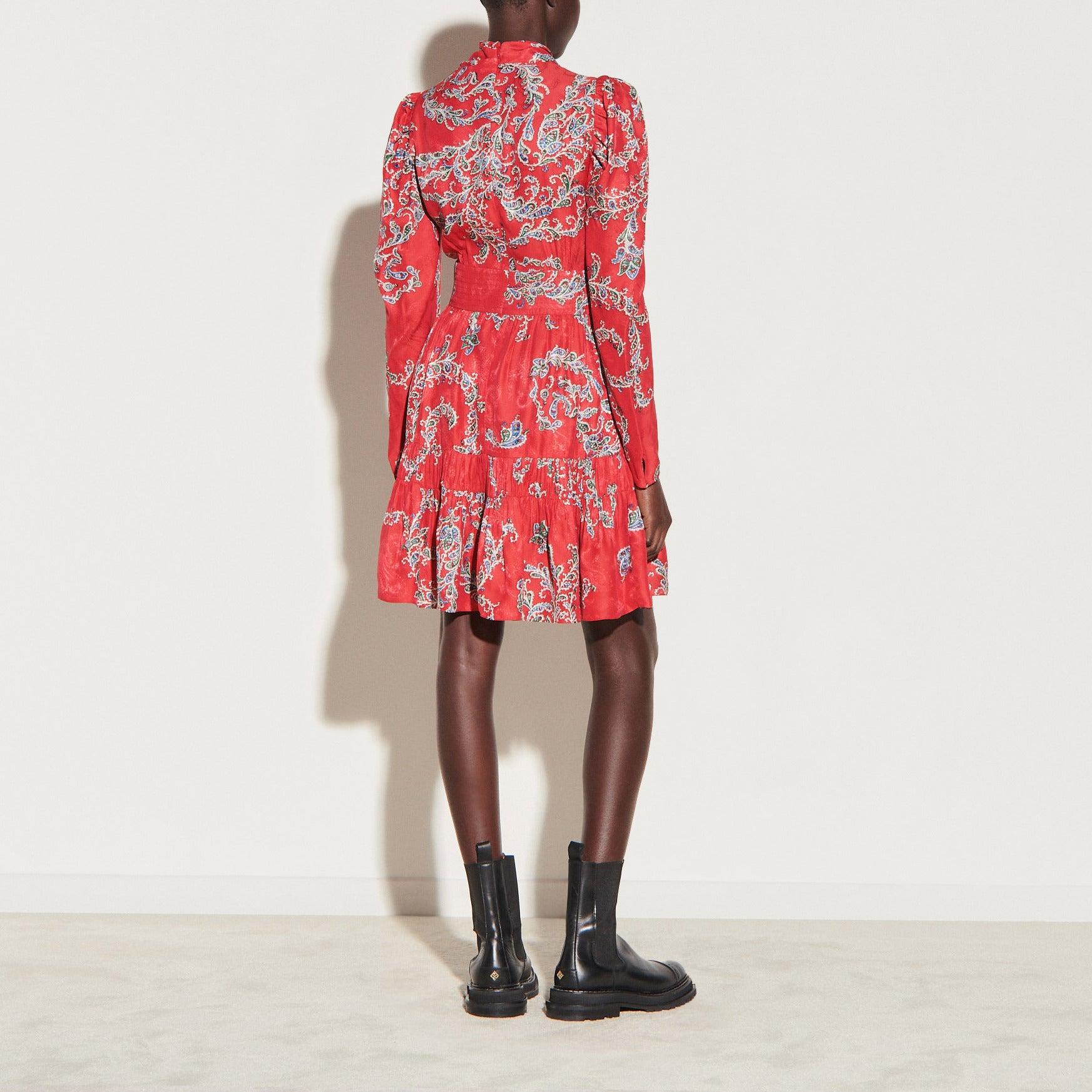 Robe courte imprimée à encolure drapée Sandro seconde main