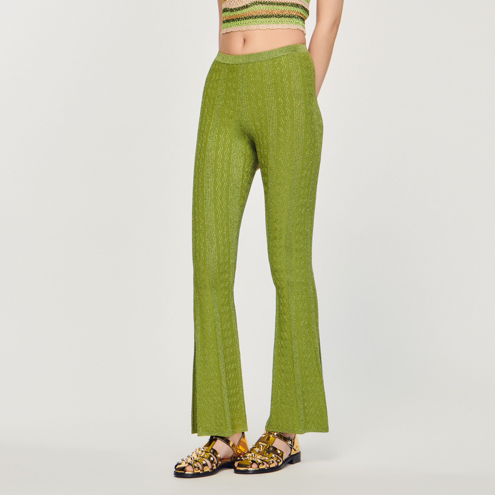 Pantalon en Maille métallisée Sandro seconde main