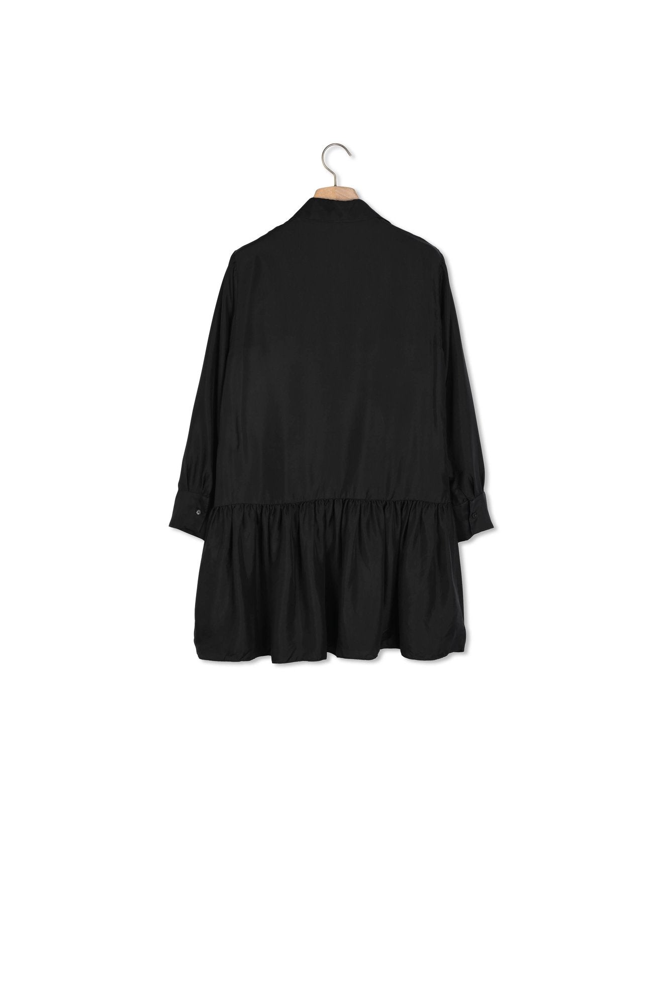 Robe courte en soie Sandro seconde main