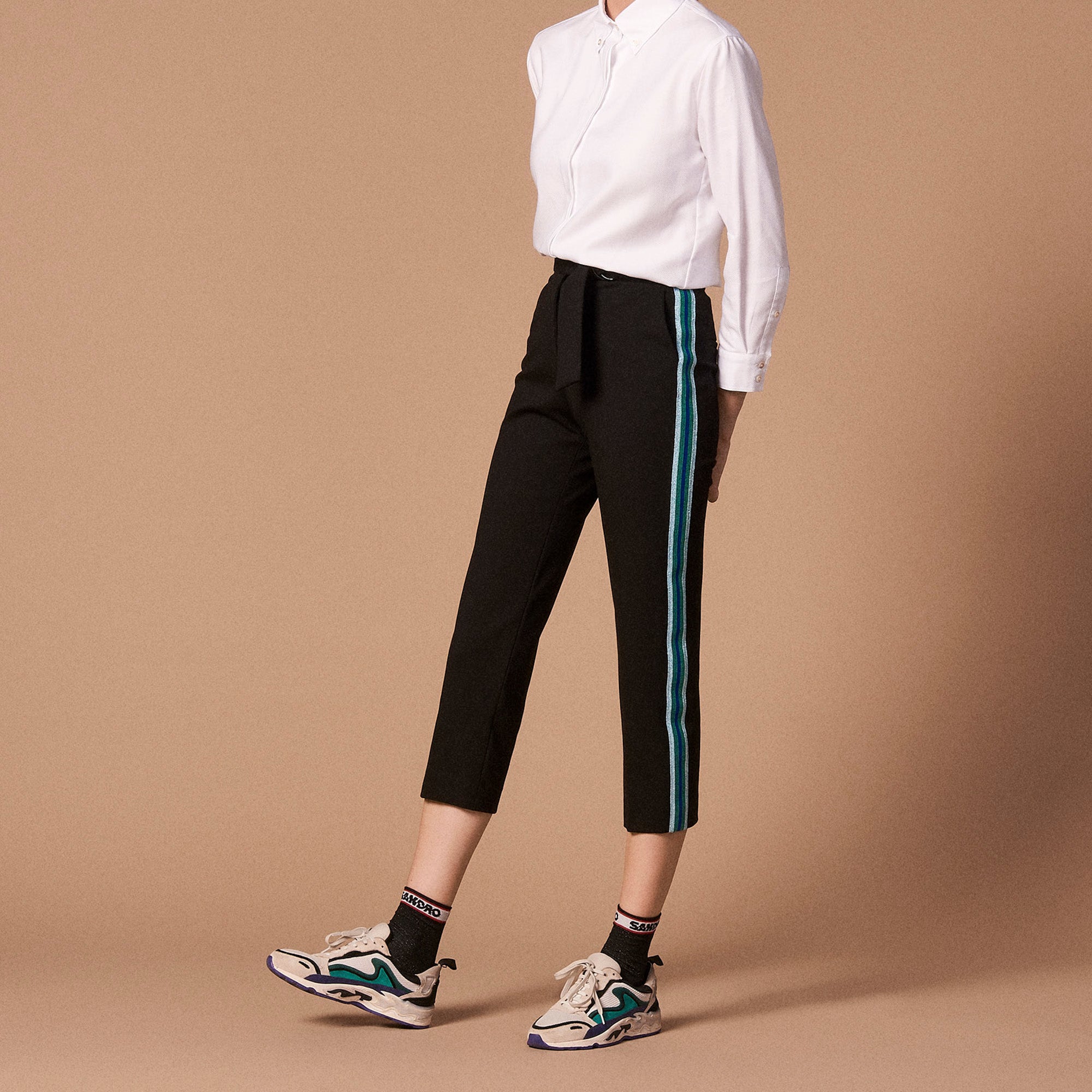 Pantalon 7/8ème orné de galons latéraux Sandro seconde main