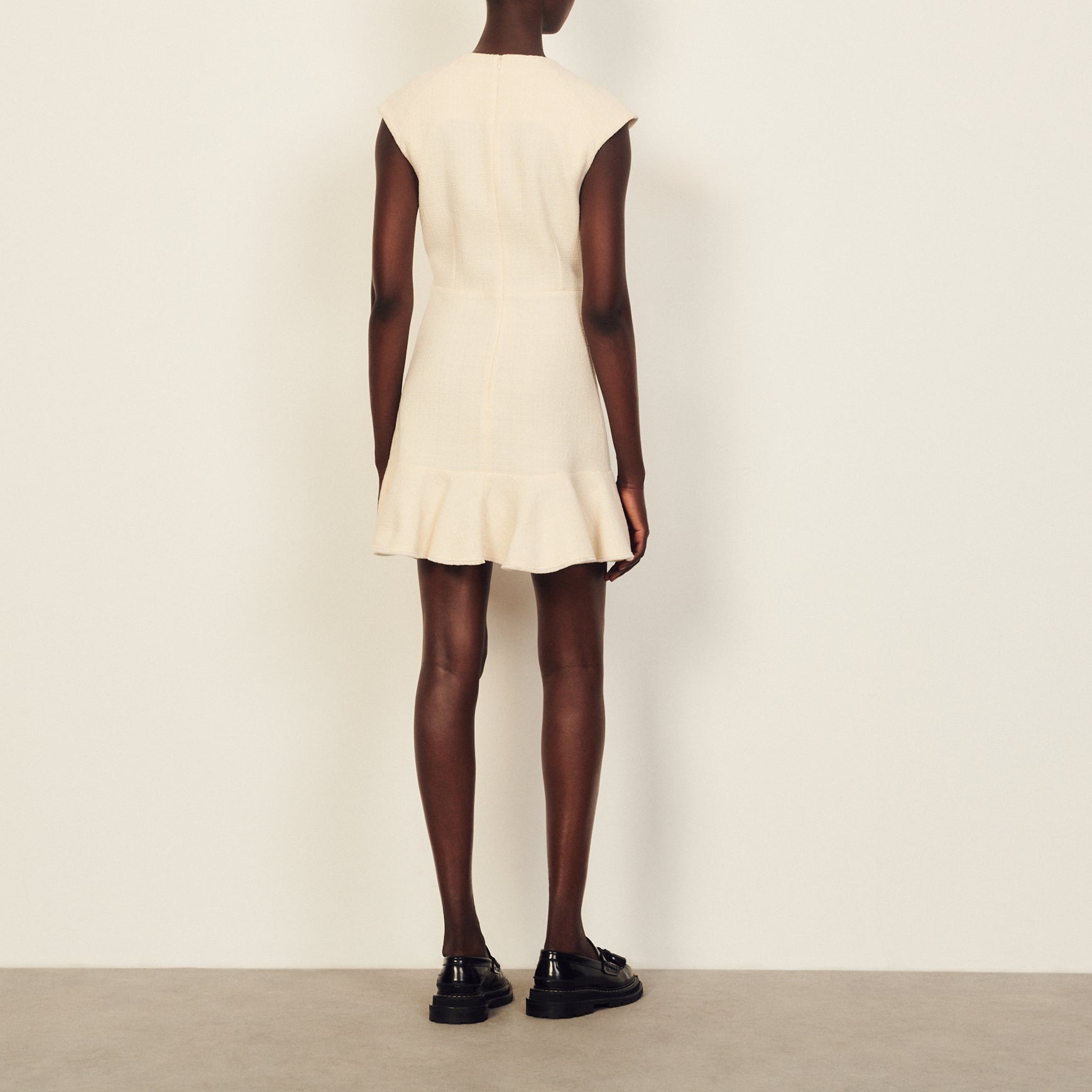 Robe courte en tweed Sandro seconde main