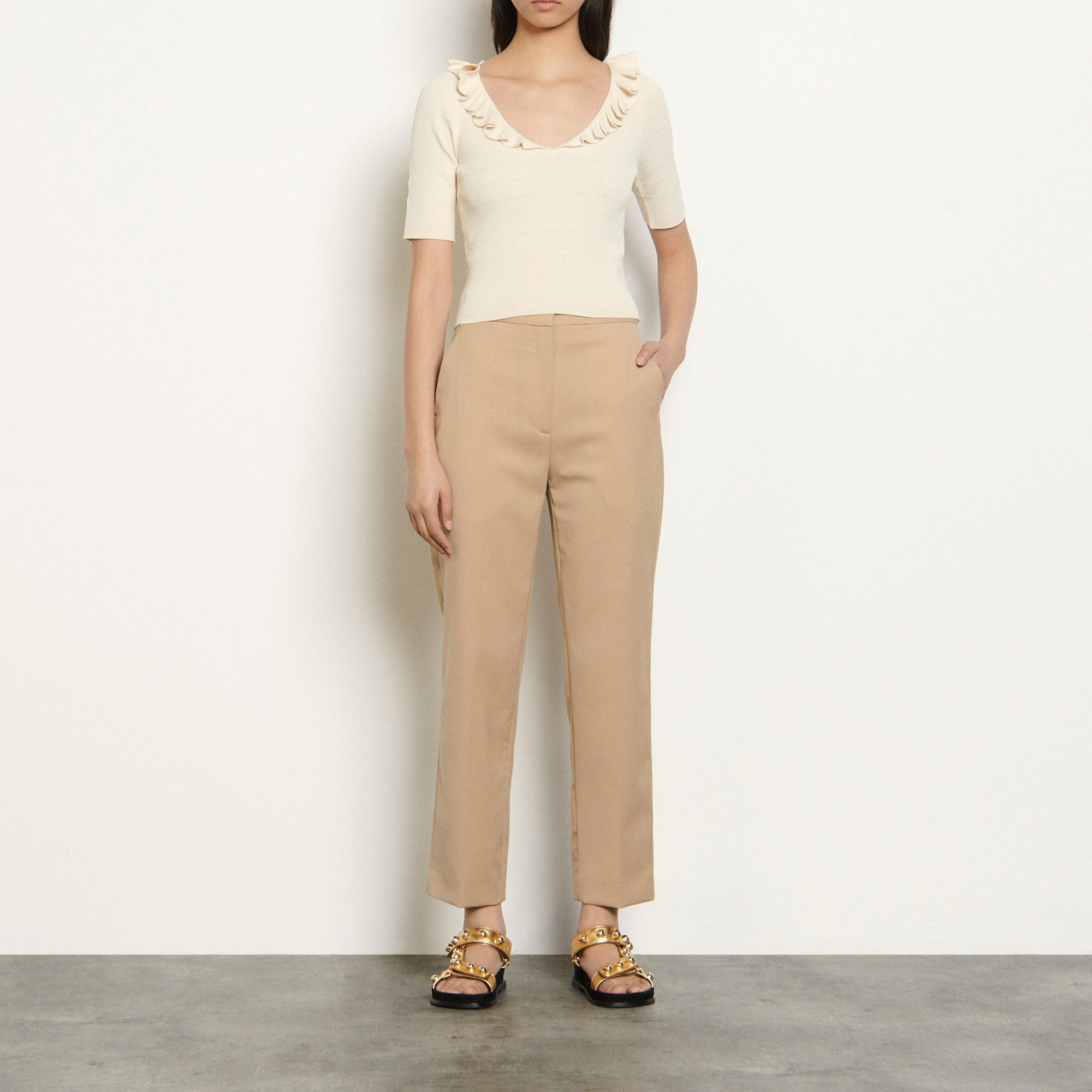 Pull avec volants à l'encolure Sandro seconde main