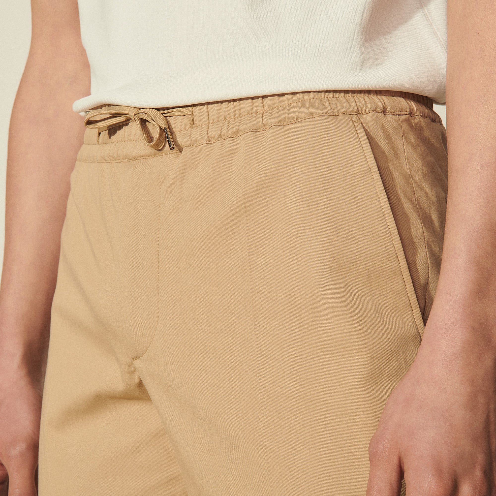 Pantalon à la ceinture élastique Sandro seconde main