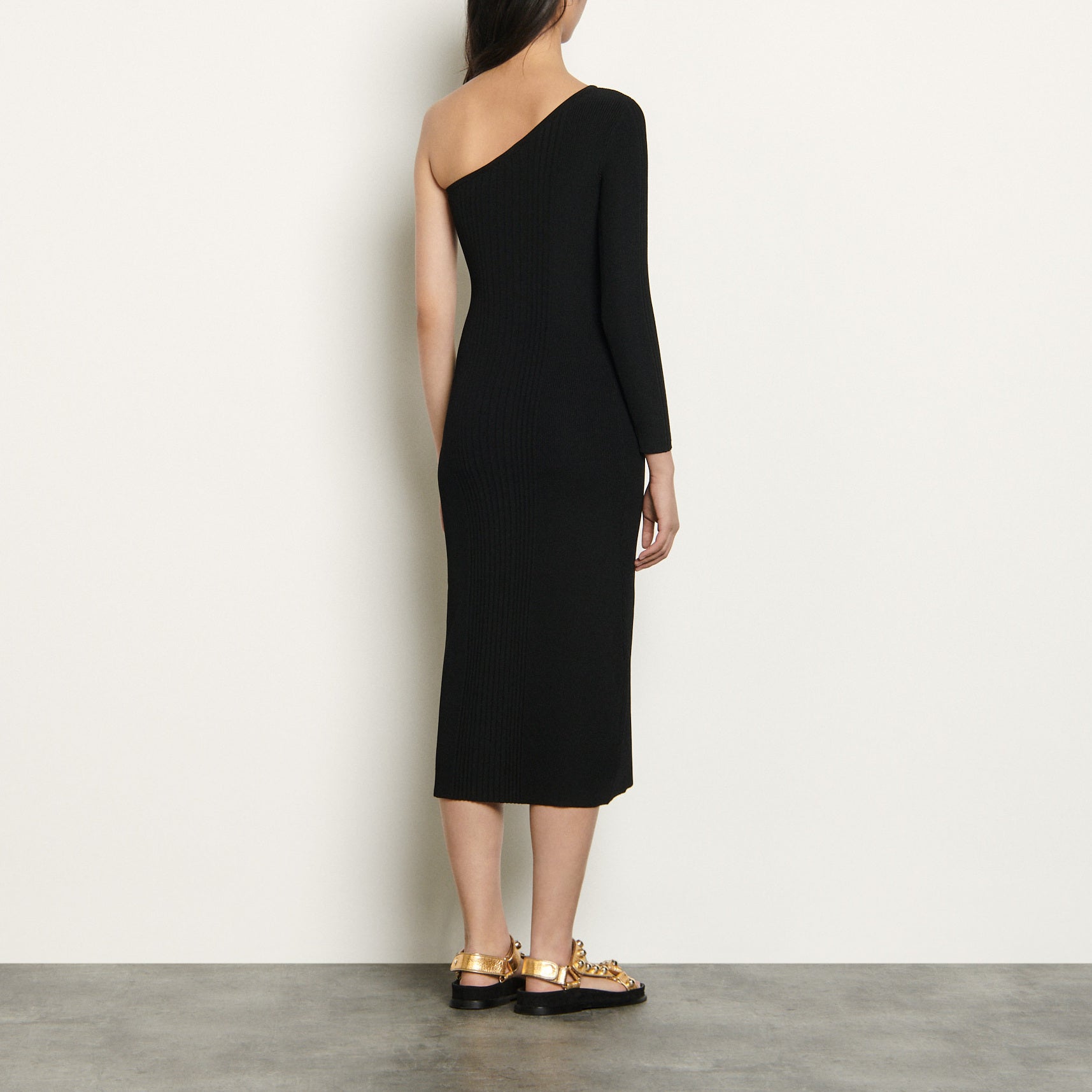 Robe en Maille à coupe asymétrique Sandro seconde main