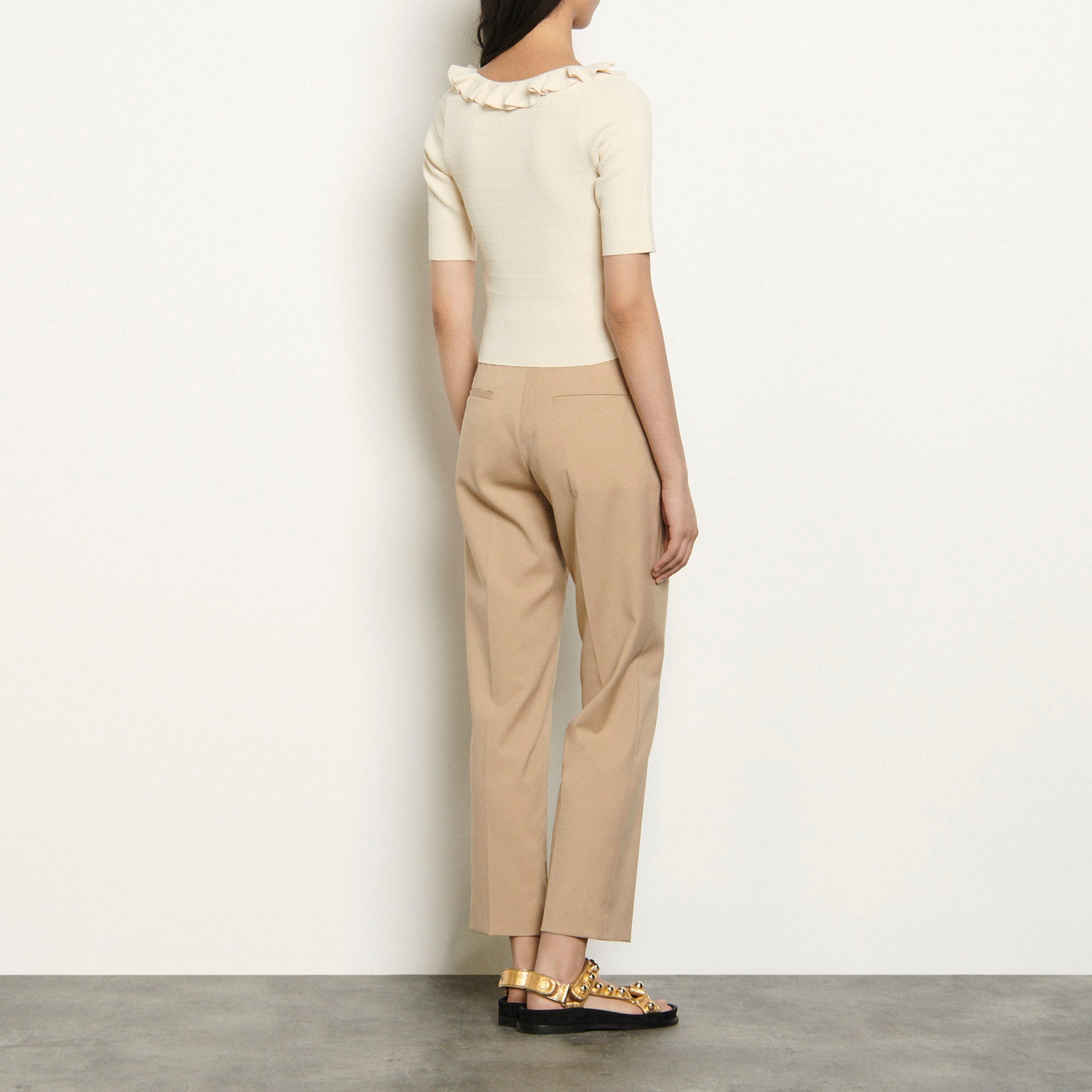 Pull avec volants à l'encolure Sandro seconde main