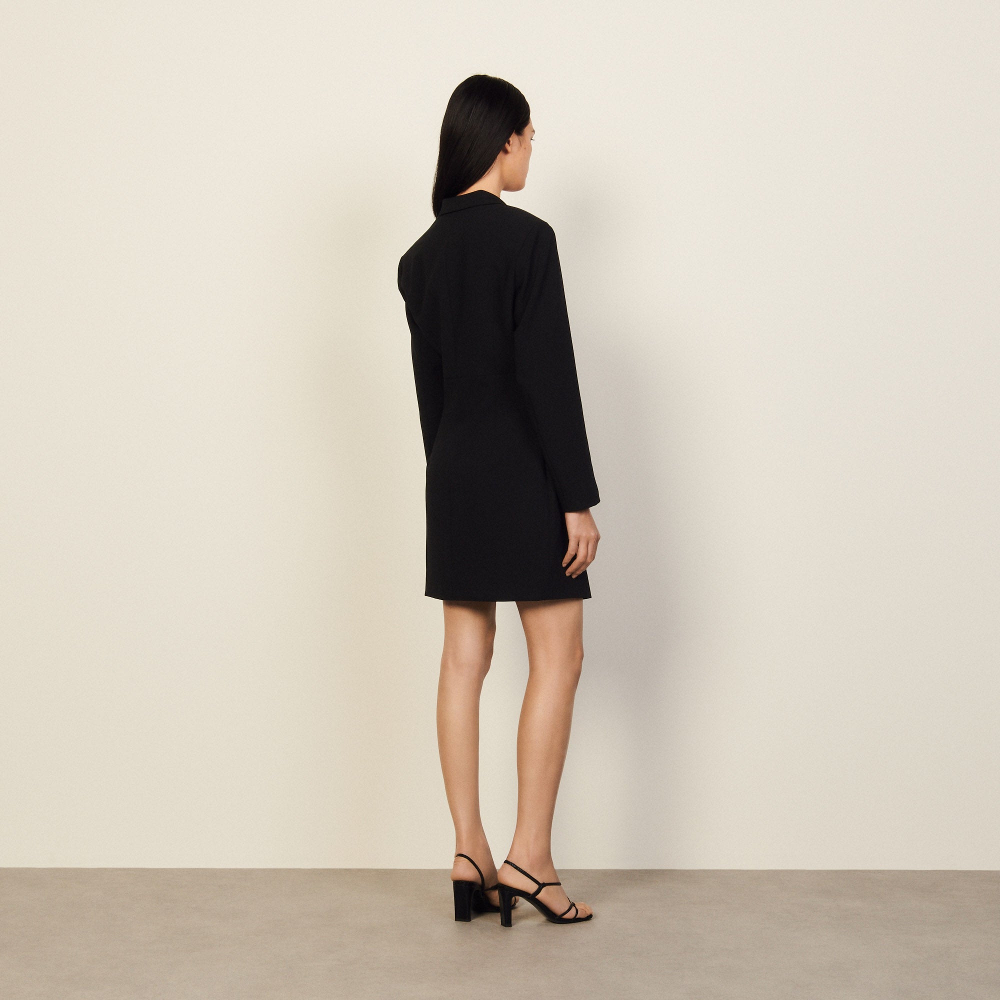 Robe Noir Sandro seconde main