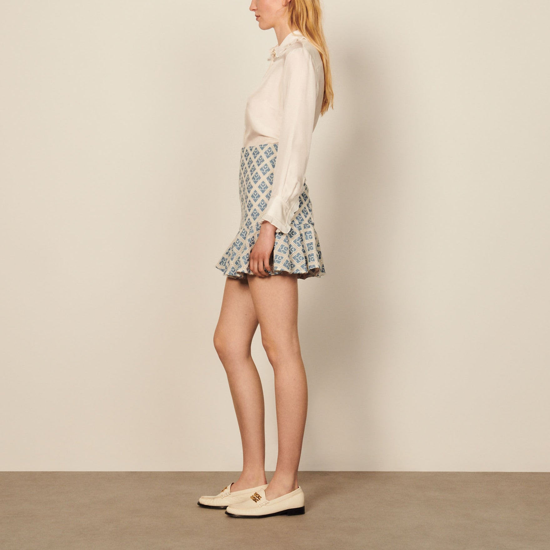 Jupe courte en guipure double S Sandro seconde main