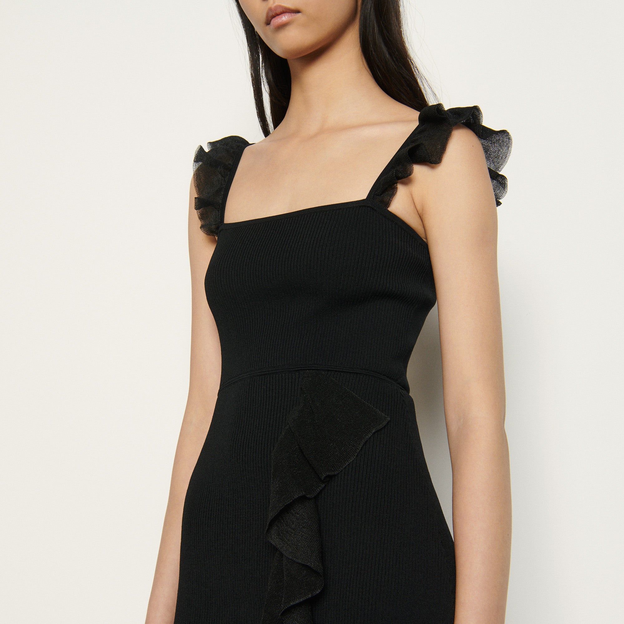 Robe en Maille à bretelles et volants Sandro seconde main