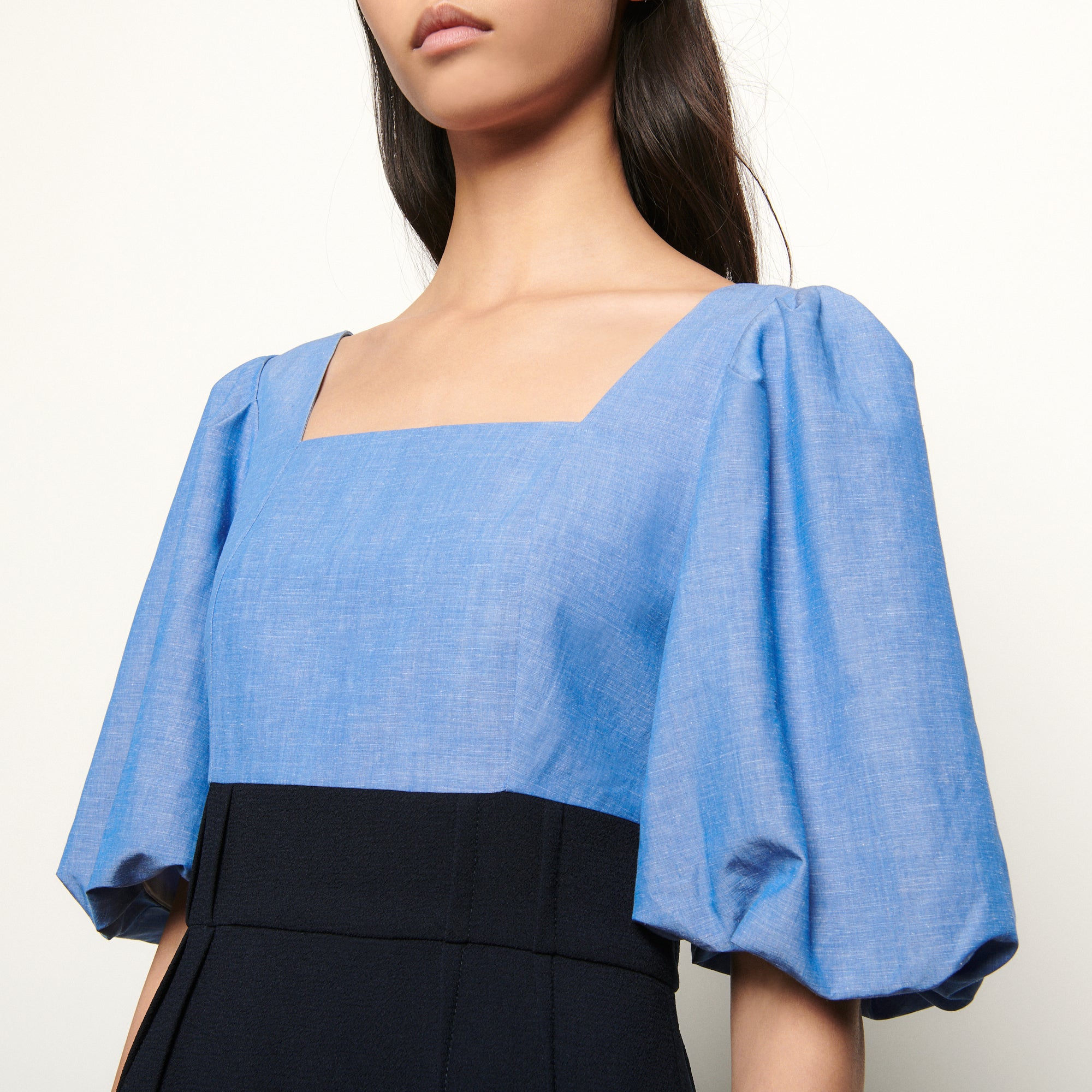 Robe courte bi-matière à encolure carrée Sandro seconde main