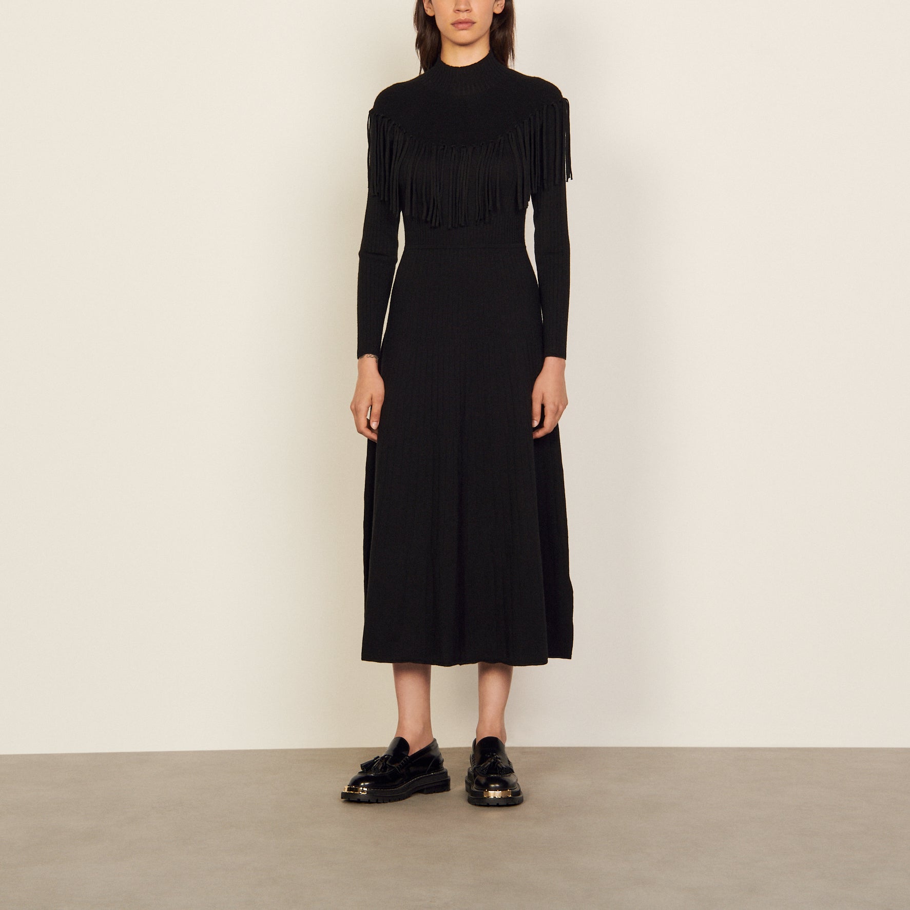 Robe Noir Sandro seconde main