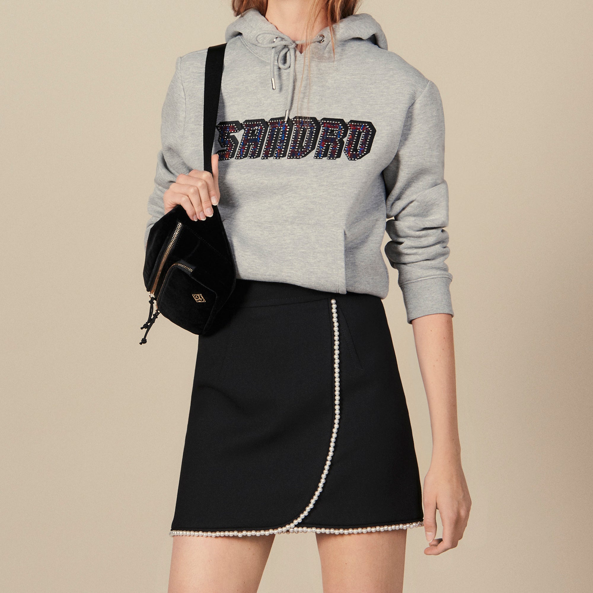 Jupe courte ornée de perles Sandro seconde main