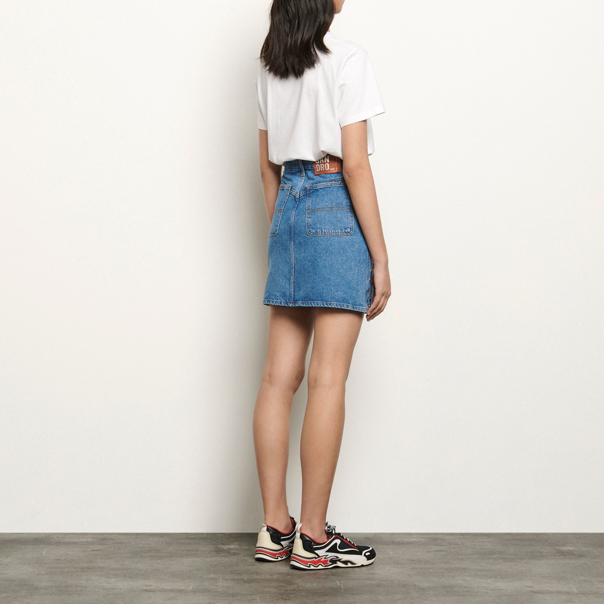 Jupe en Jean ornée de strass Sandro seconde main