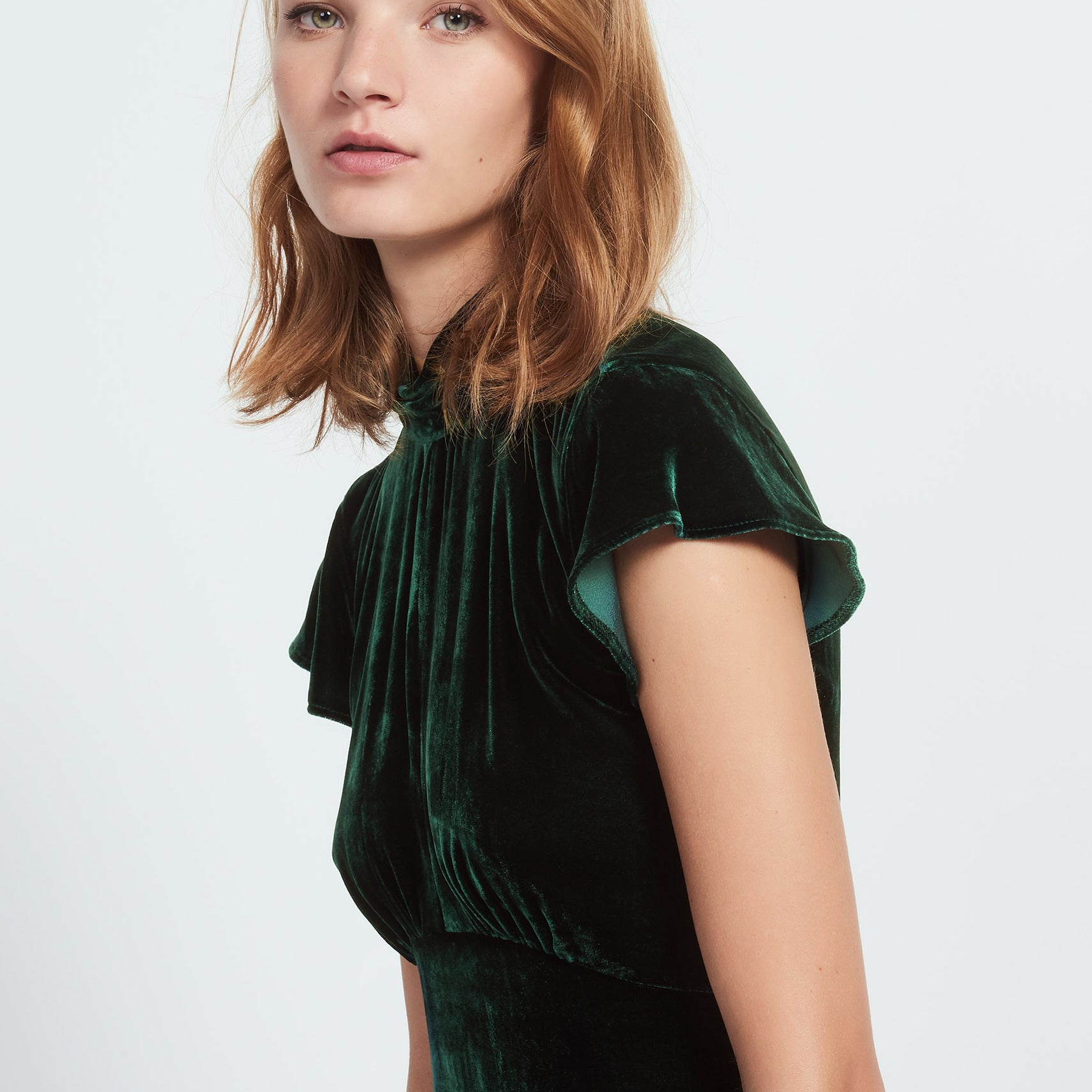 Robe en velours col montant Sandro seconde main