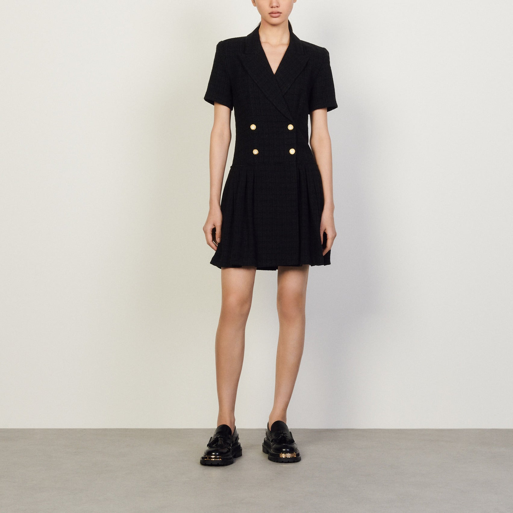 Robe courte en tweed Sandro seconde main