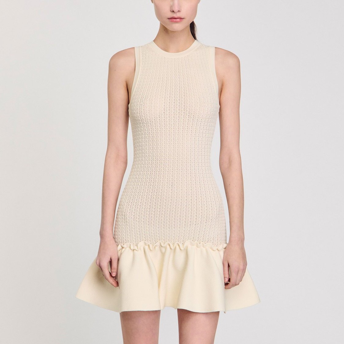 Robe courte en maille à volant Sandro seconde main