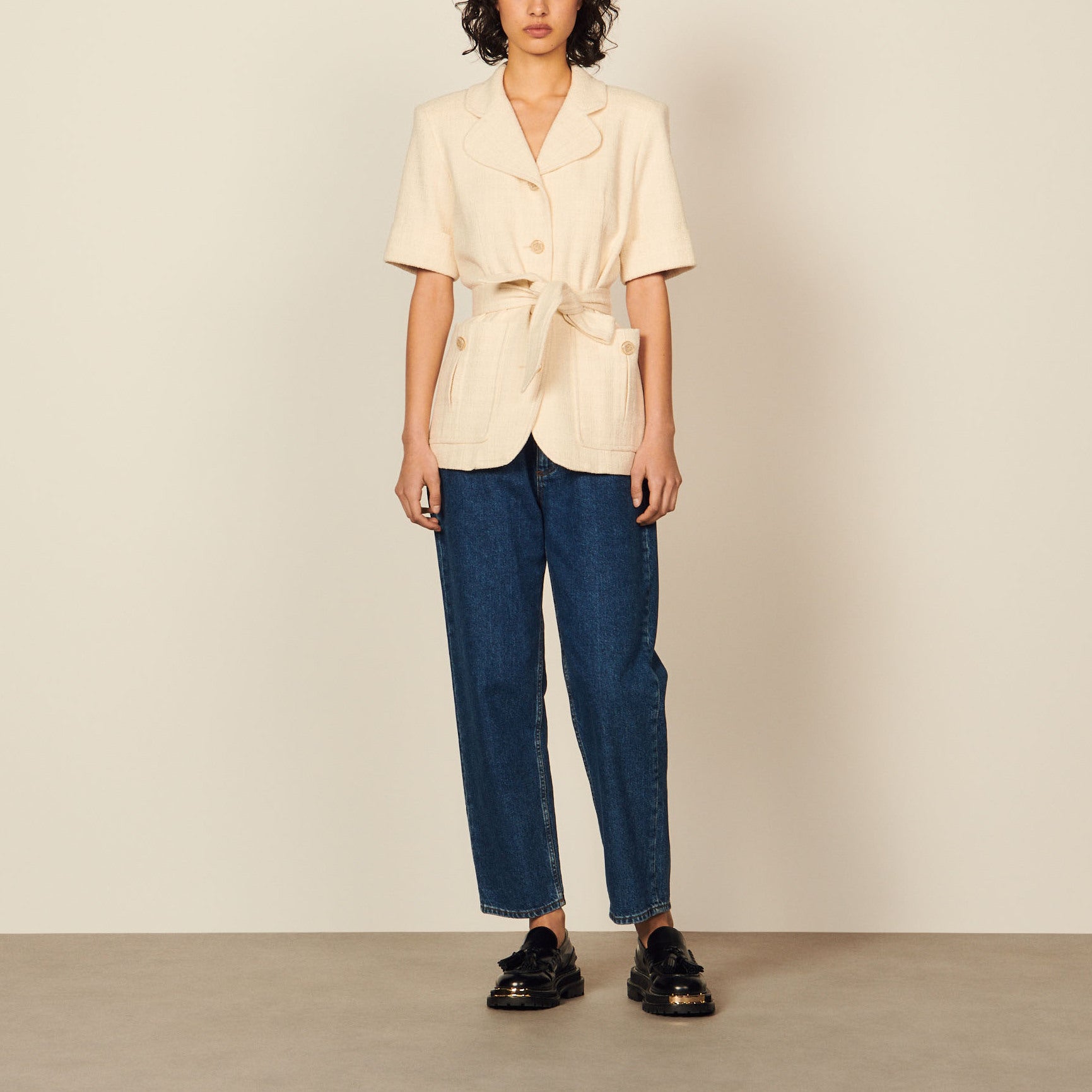 Veste en tweed à manches courtes Sandro seconde main