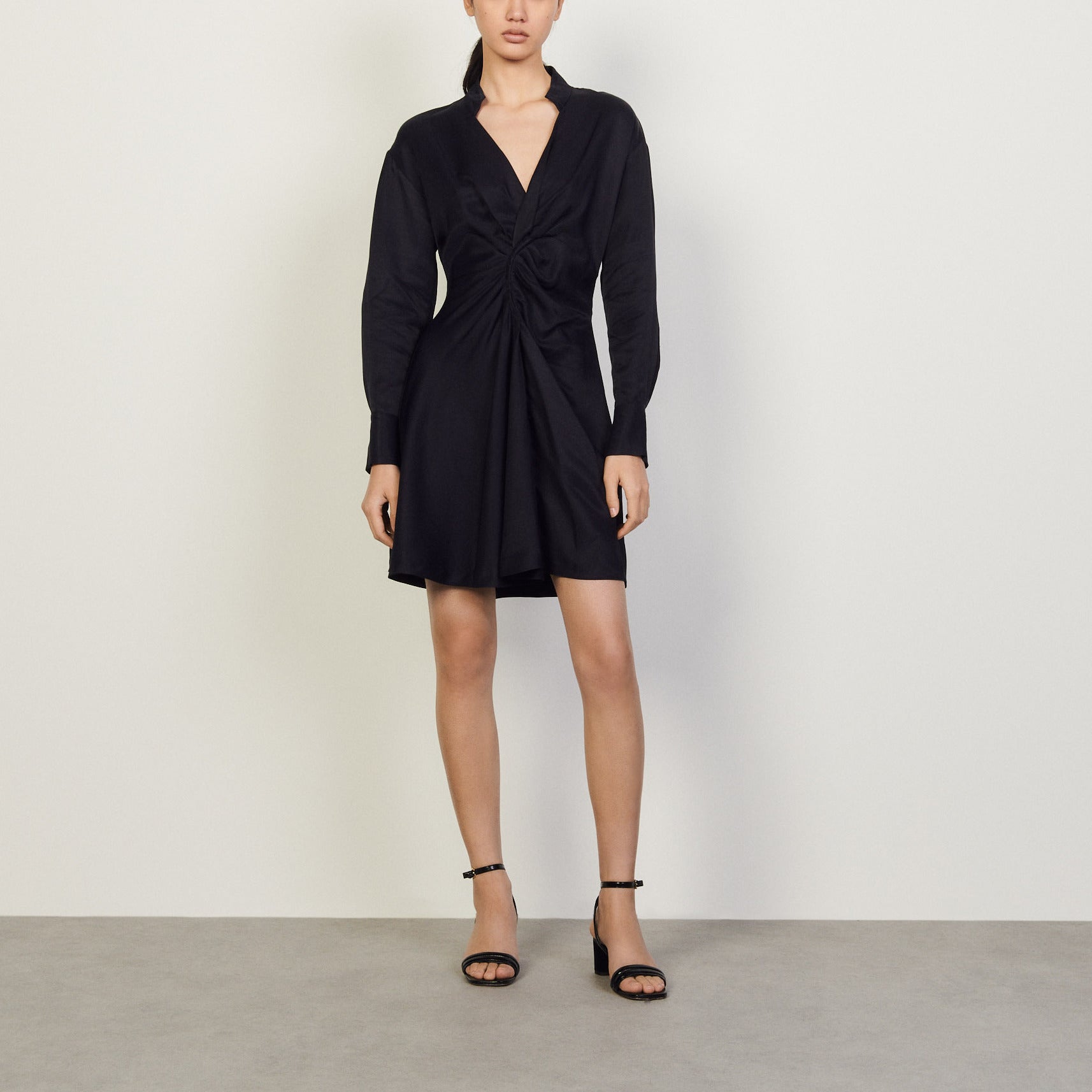 Robe courte à manches longues Sandro seconde main