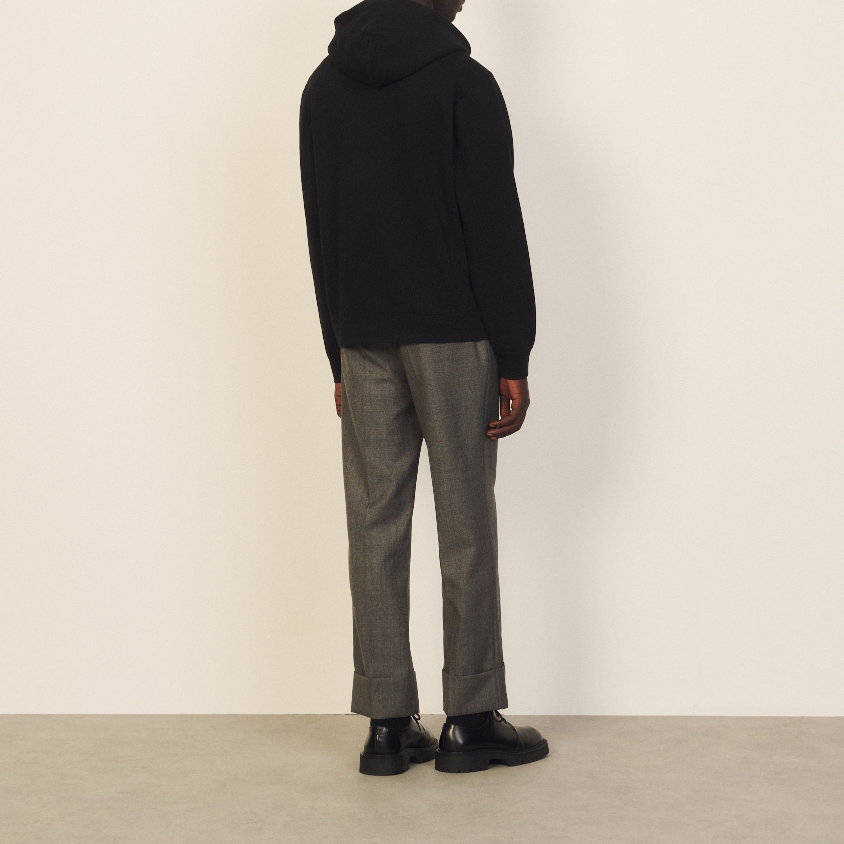 Sweatshirt Noir Sandro seconde main