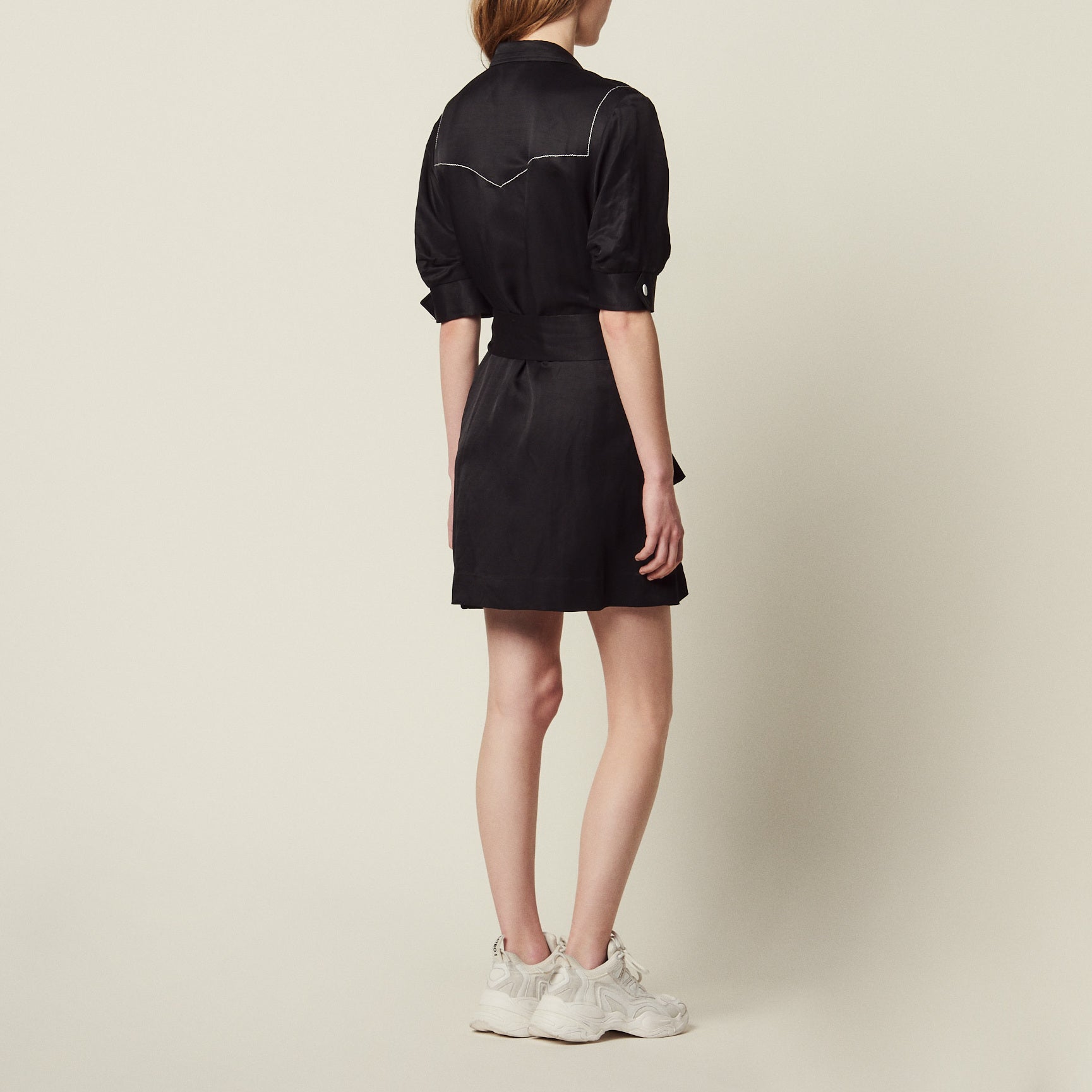 Robe courte à boutonnage asymétrique Sandro seconde main