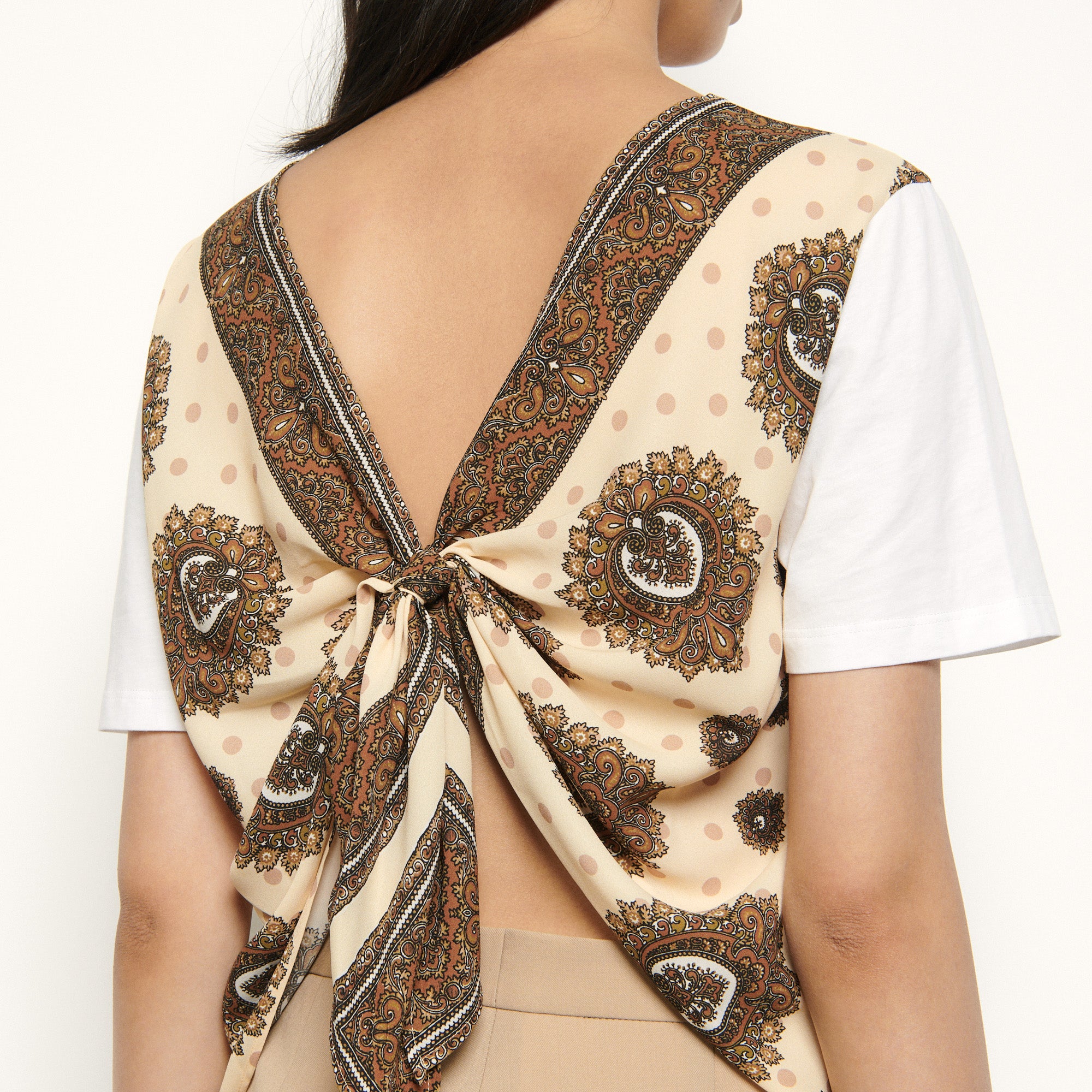 T-shirt à empiècement à nouer Sandro seconde main