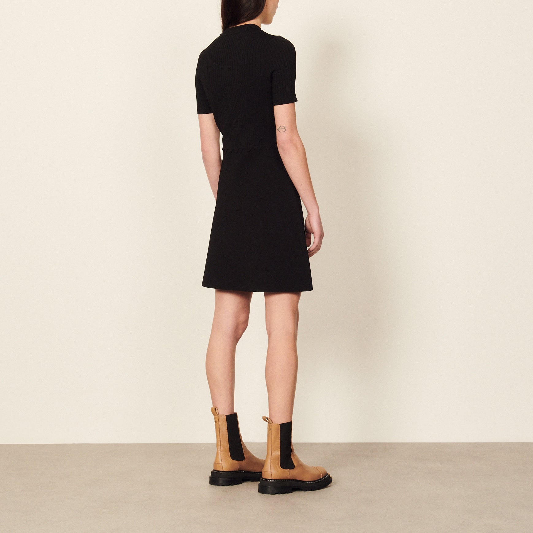 Robe courte en Maille Sandro seconde main