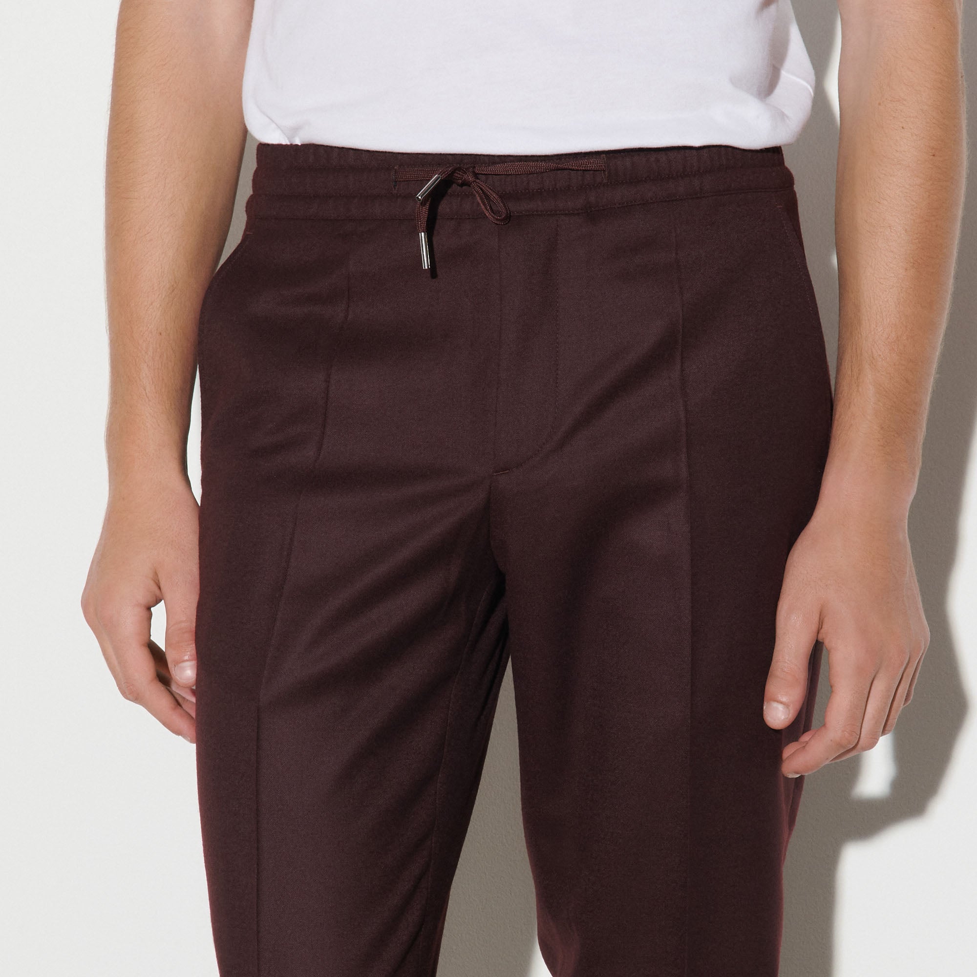 Pantalon en flanelle Sandro seconde main