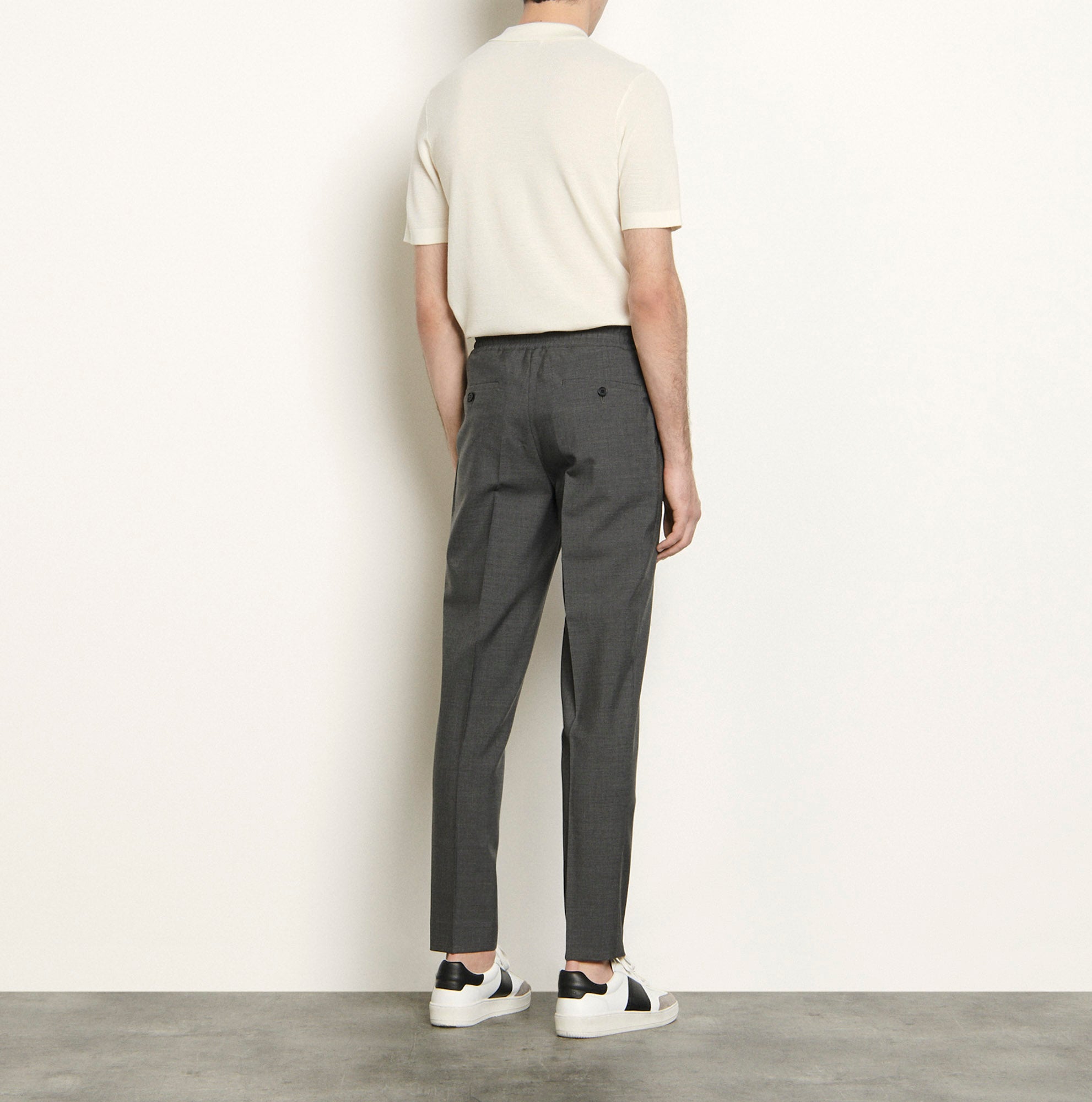 Pantalon en laine à taille élastiquée Sandro seconde main