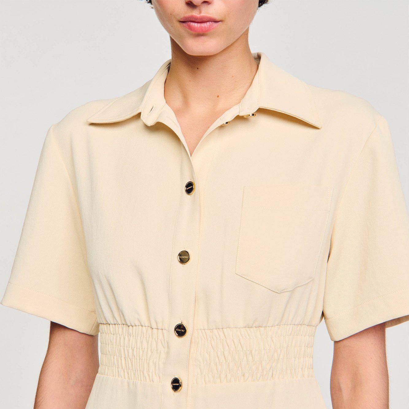 Robe courte boutonnée Sandro seconde main