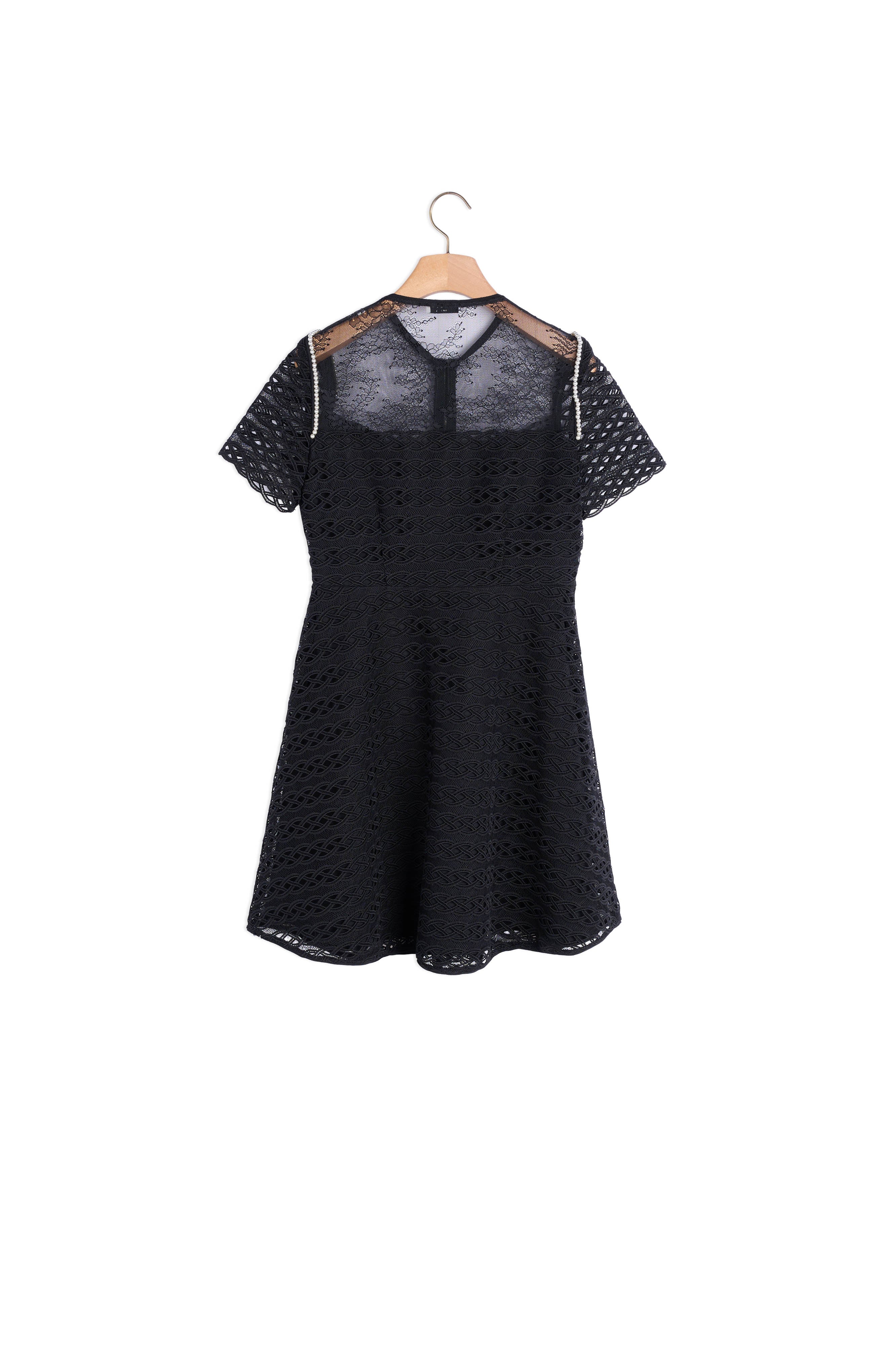 Robe patineuse en guipure Sandro seconde main