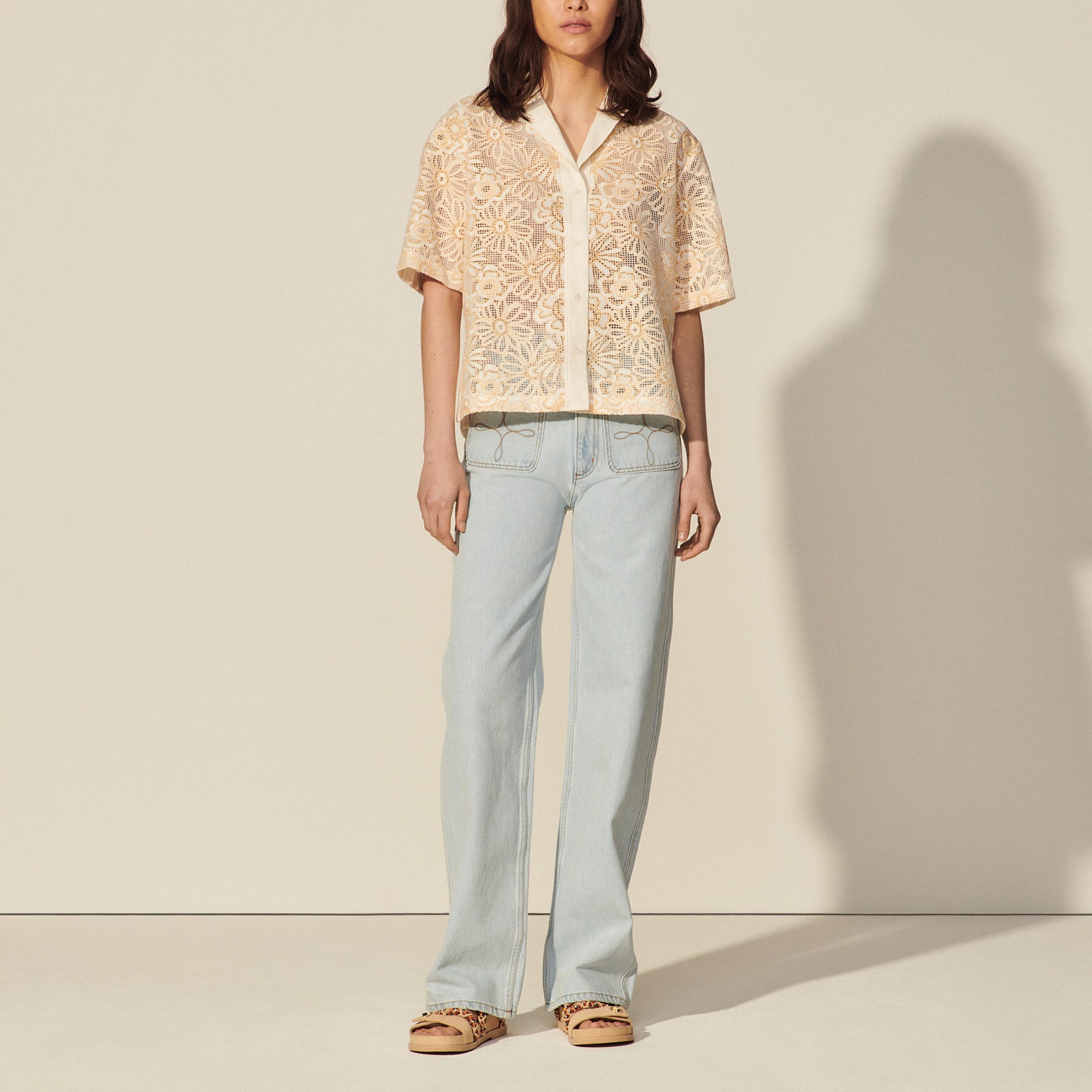 Chemise en dentelle résille marguerite Sandro seconde main