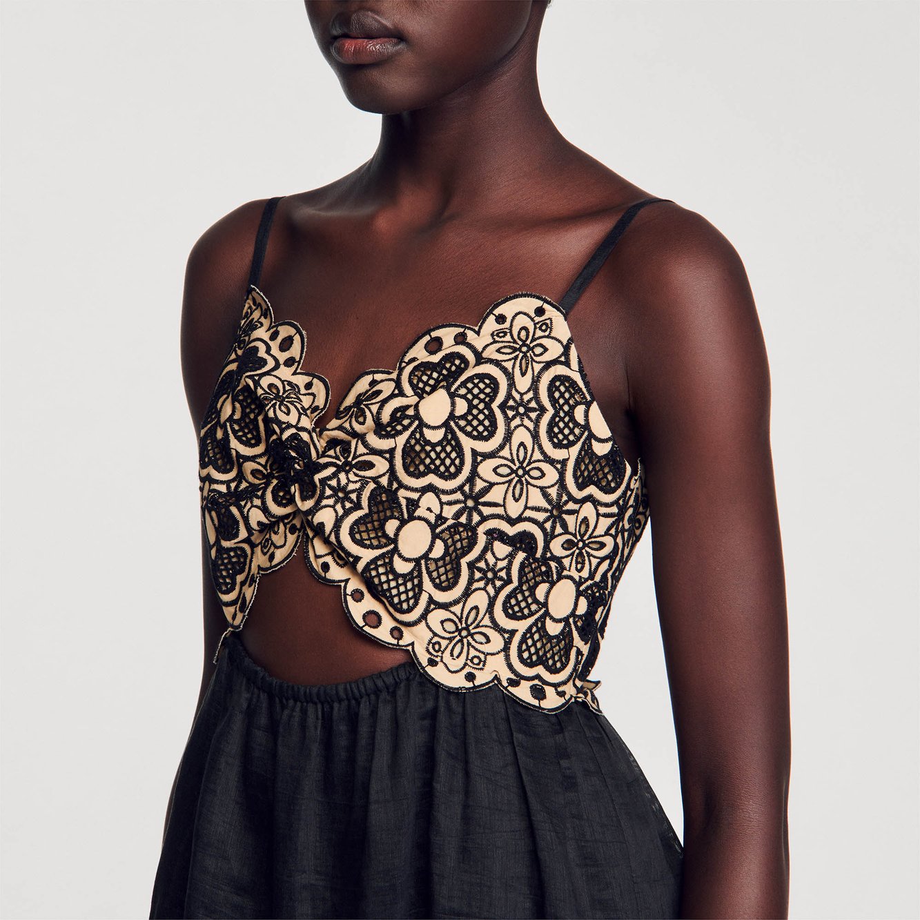 Robe bicolore brodée Sandro seconde main