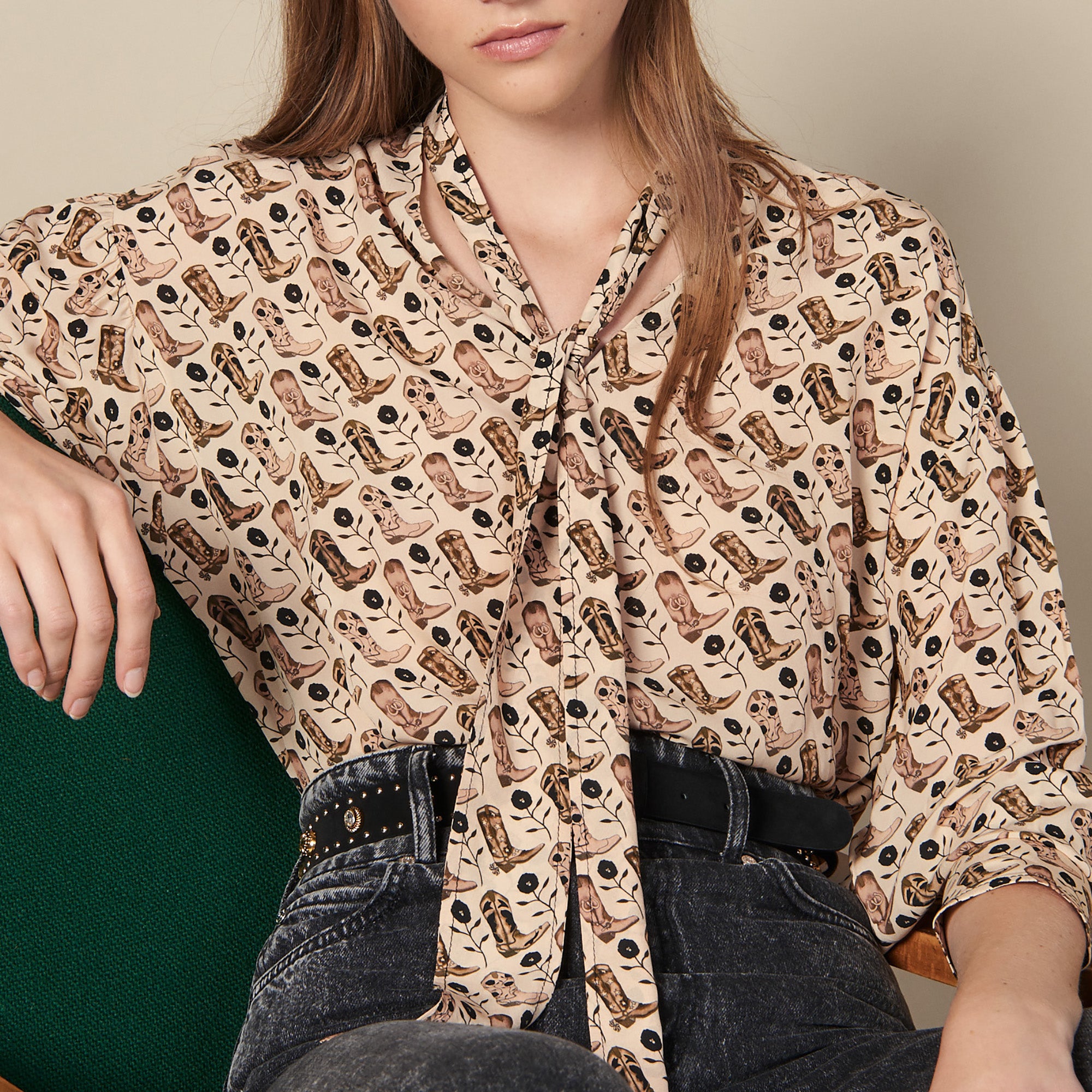 Top fluide à col lavallière imprimé Sandro seconde main