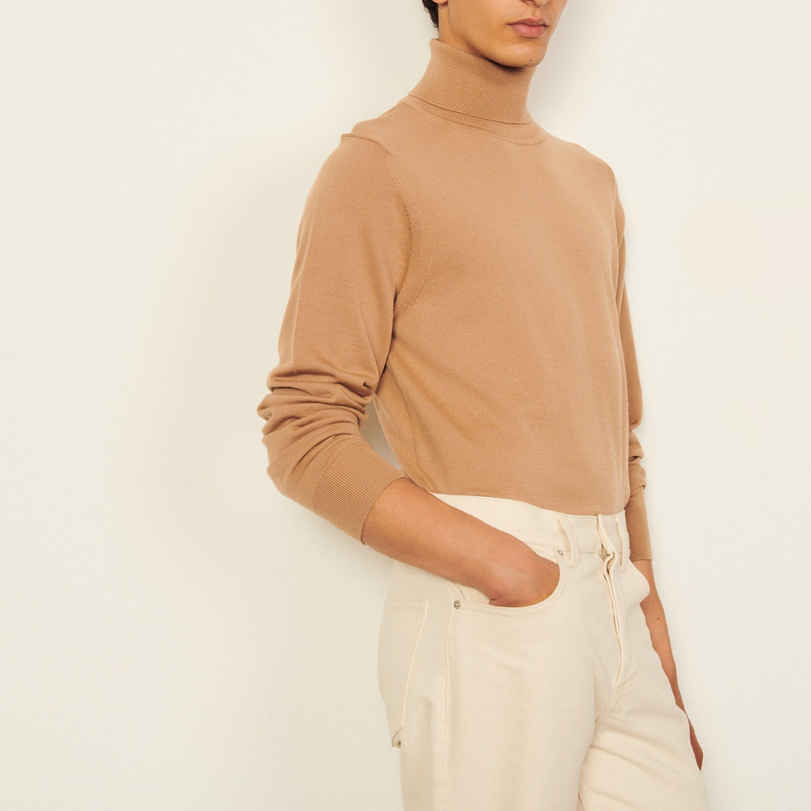 Pull à col roulé en laine Sandro seconde main