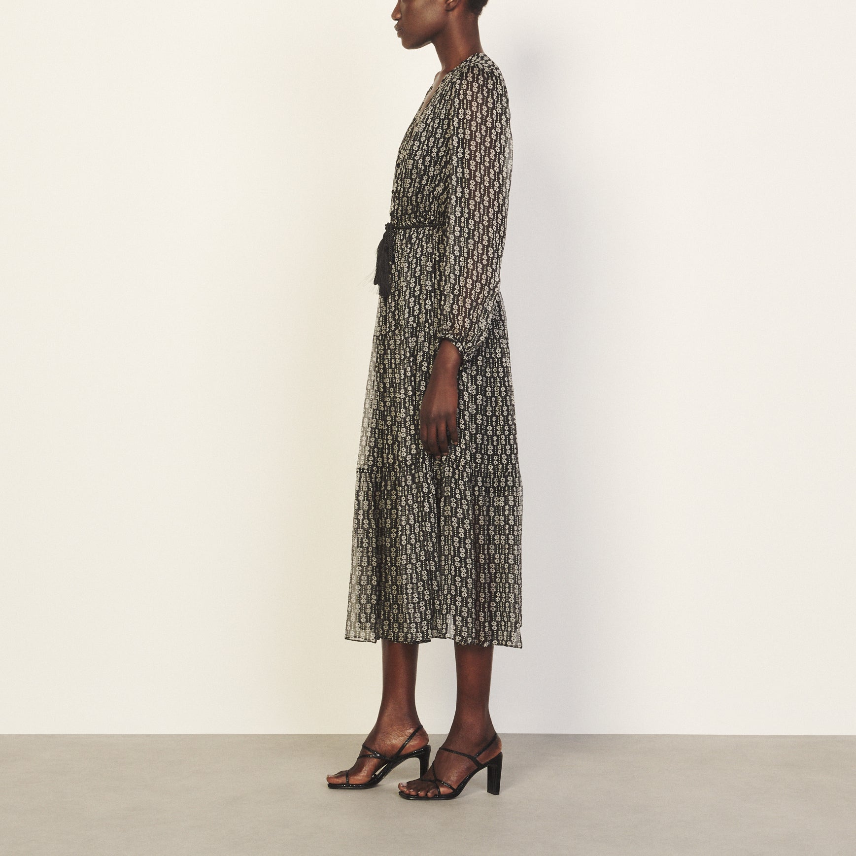 Robe imprimé noir et blanc Sandro seconde main