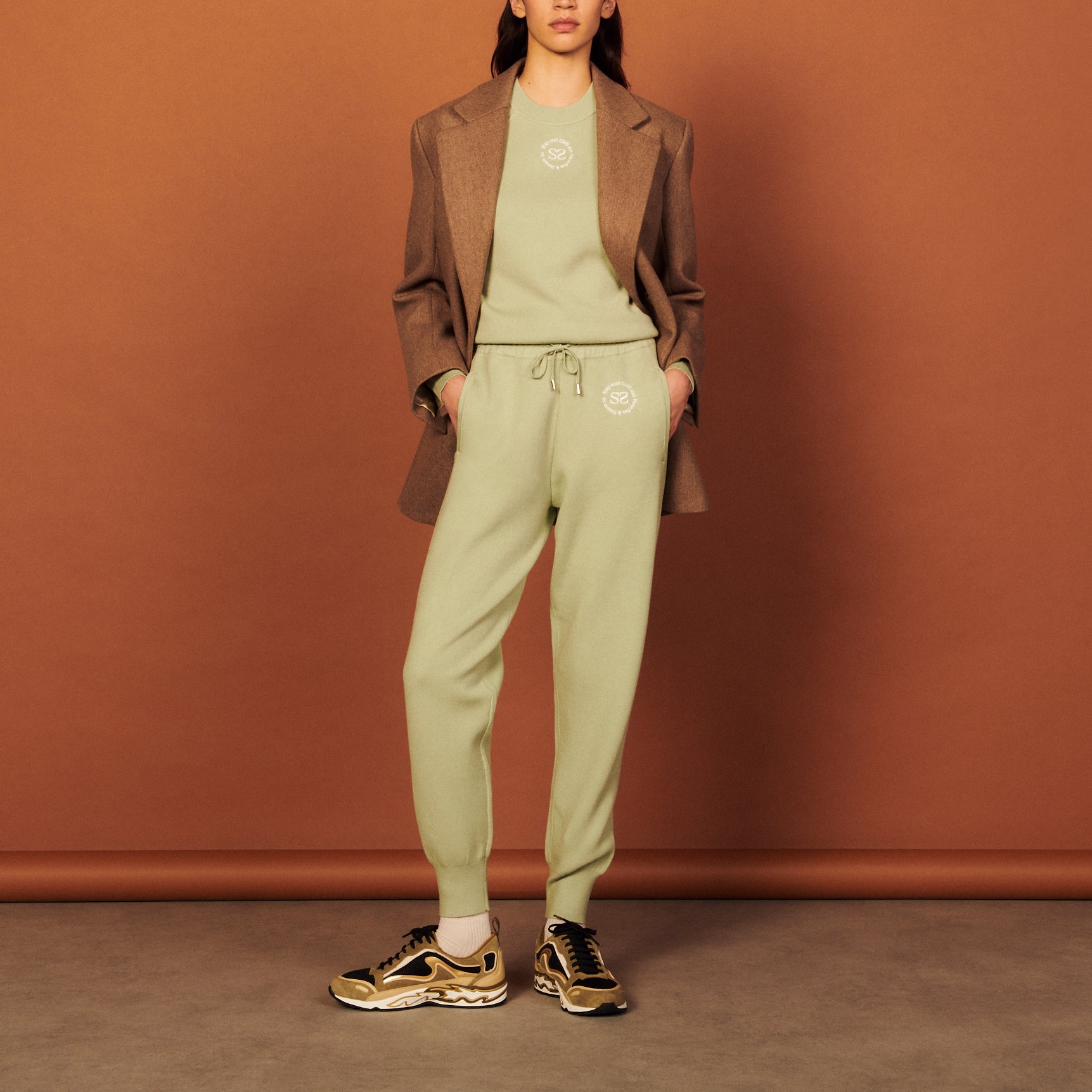 Jogging en Maille avec broderie Sandro seconde main