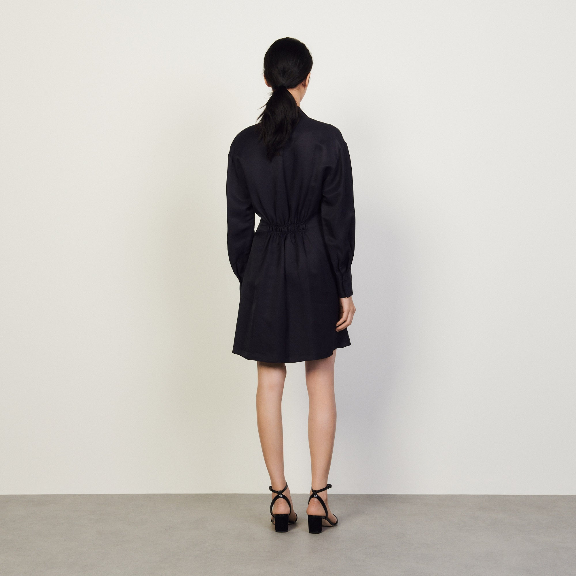 Robe courte à manches longues Sandro seconde main