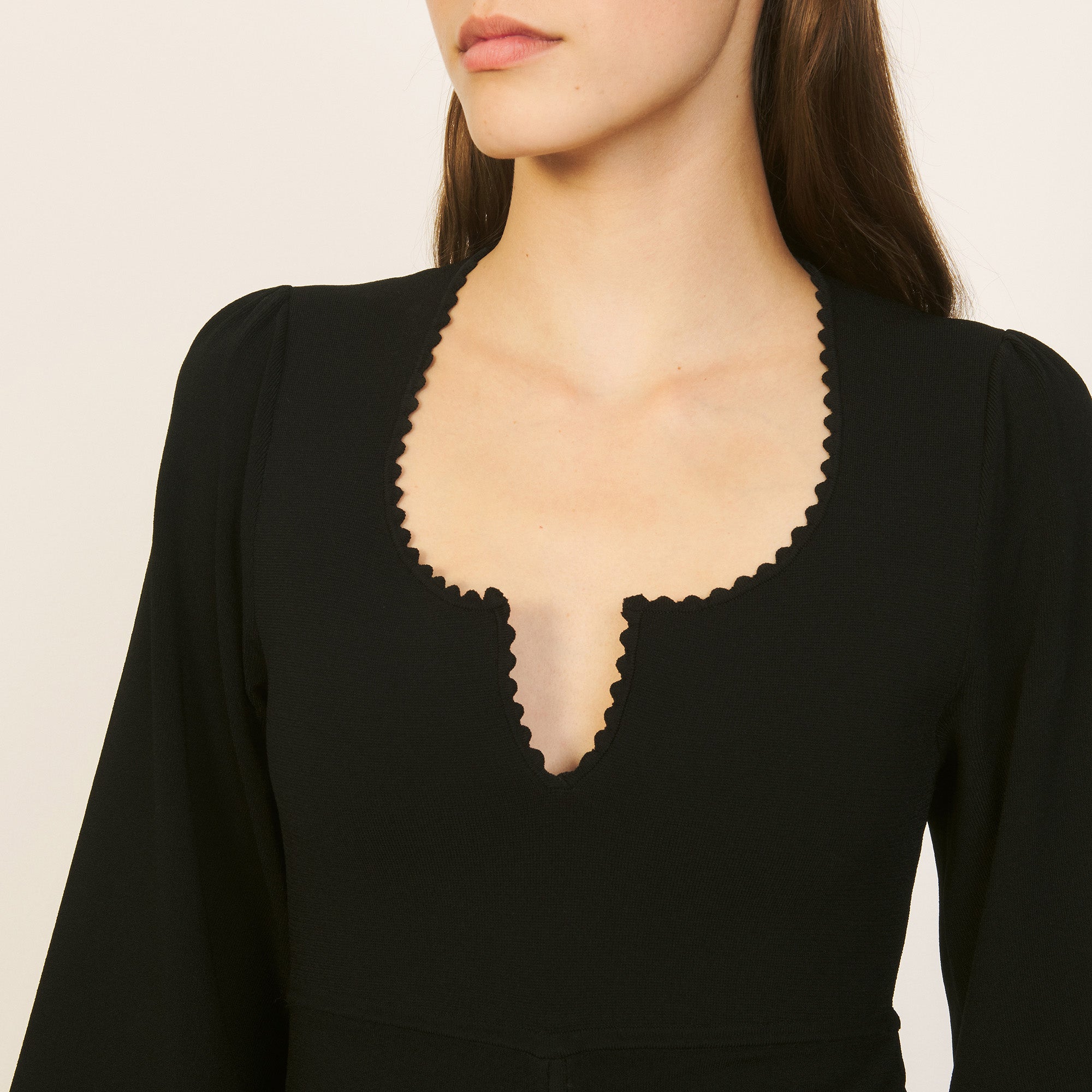 Robe Noir Sandro seconde main