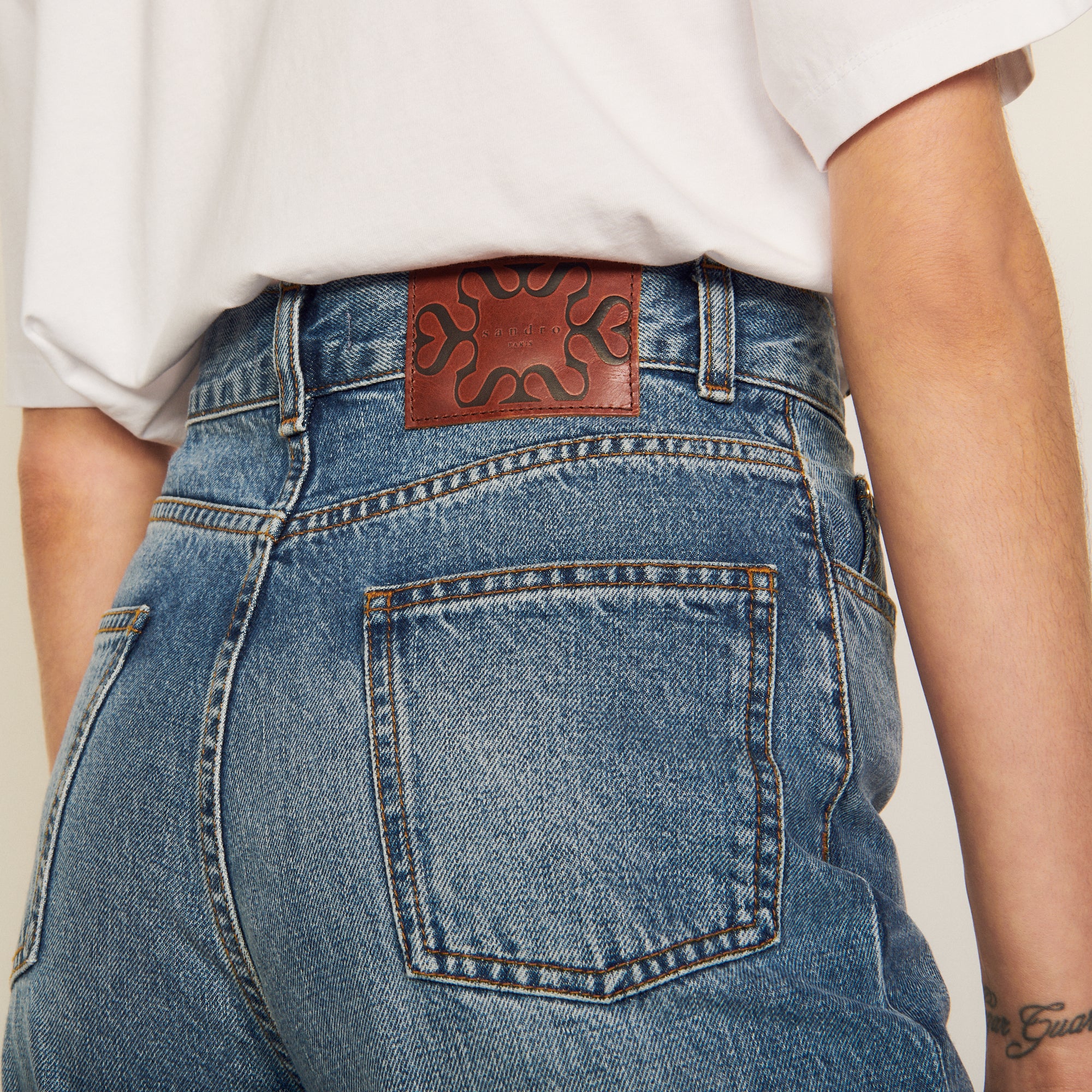 Jean avec patchs aux genoux Sandro seconde main