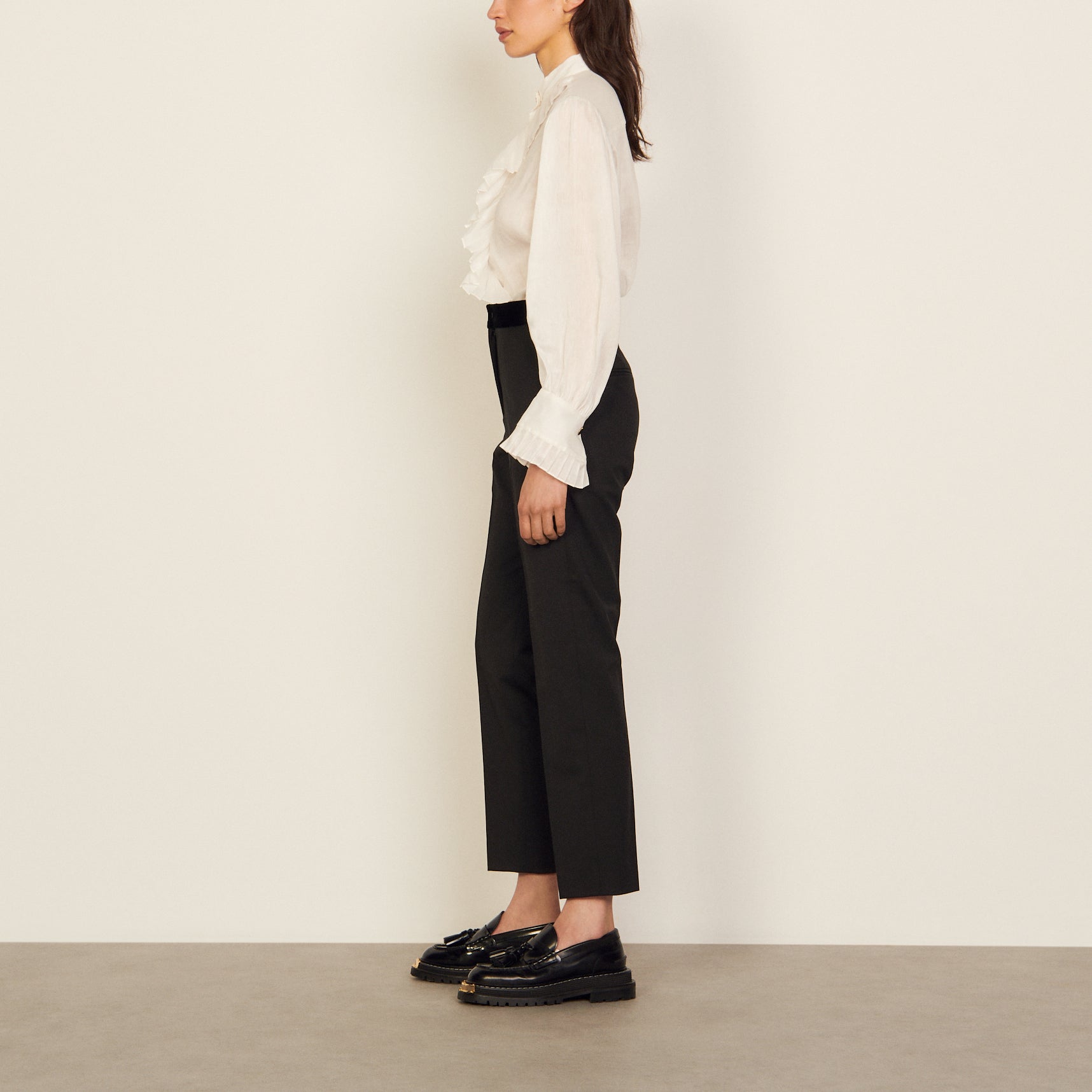 Pantalon classique Sandro seconde main