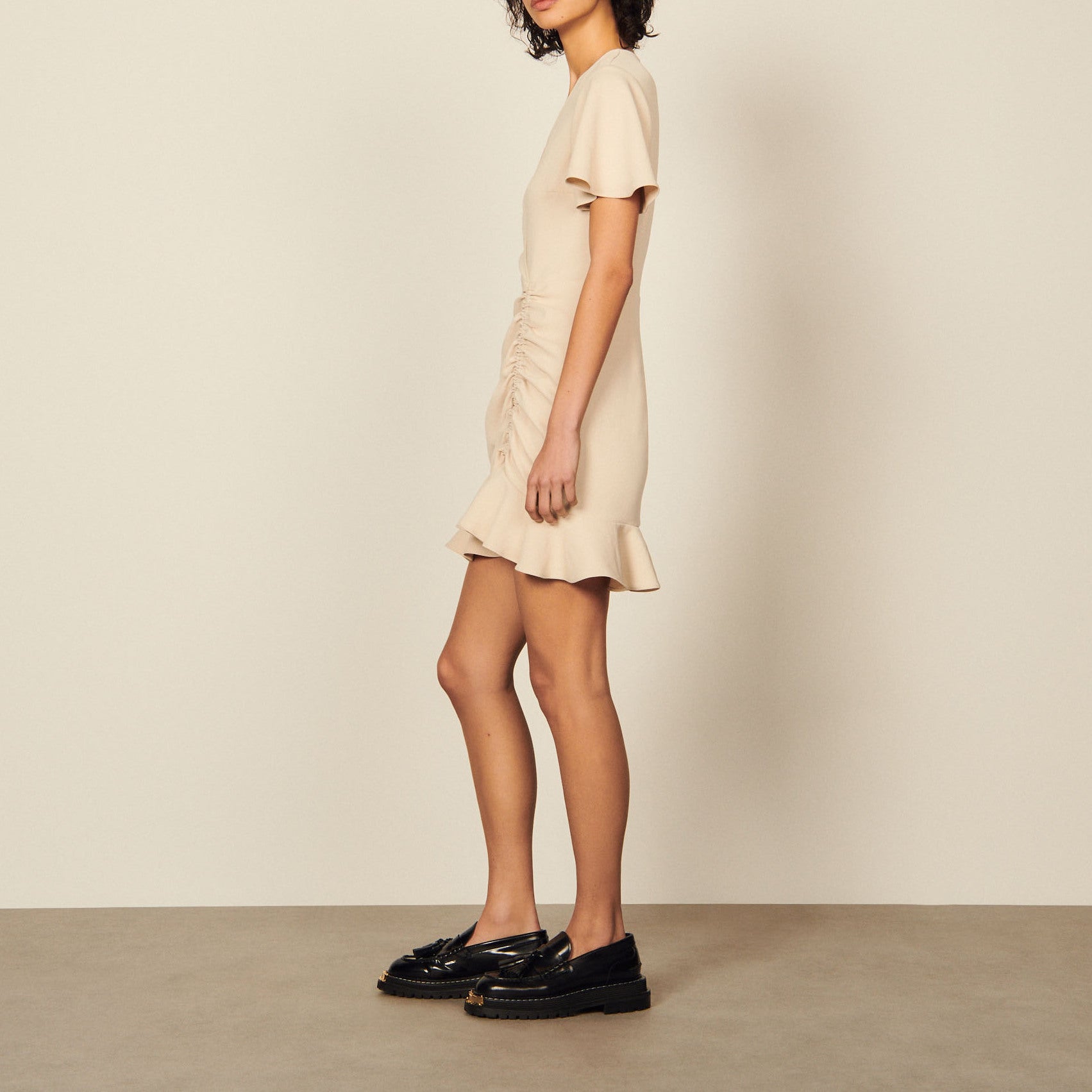 Robe courte à volants en crêpe fluide Sandro seconde main