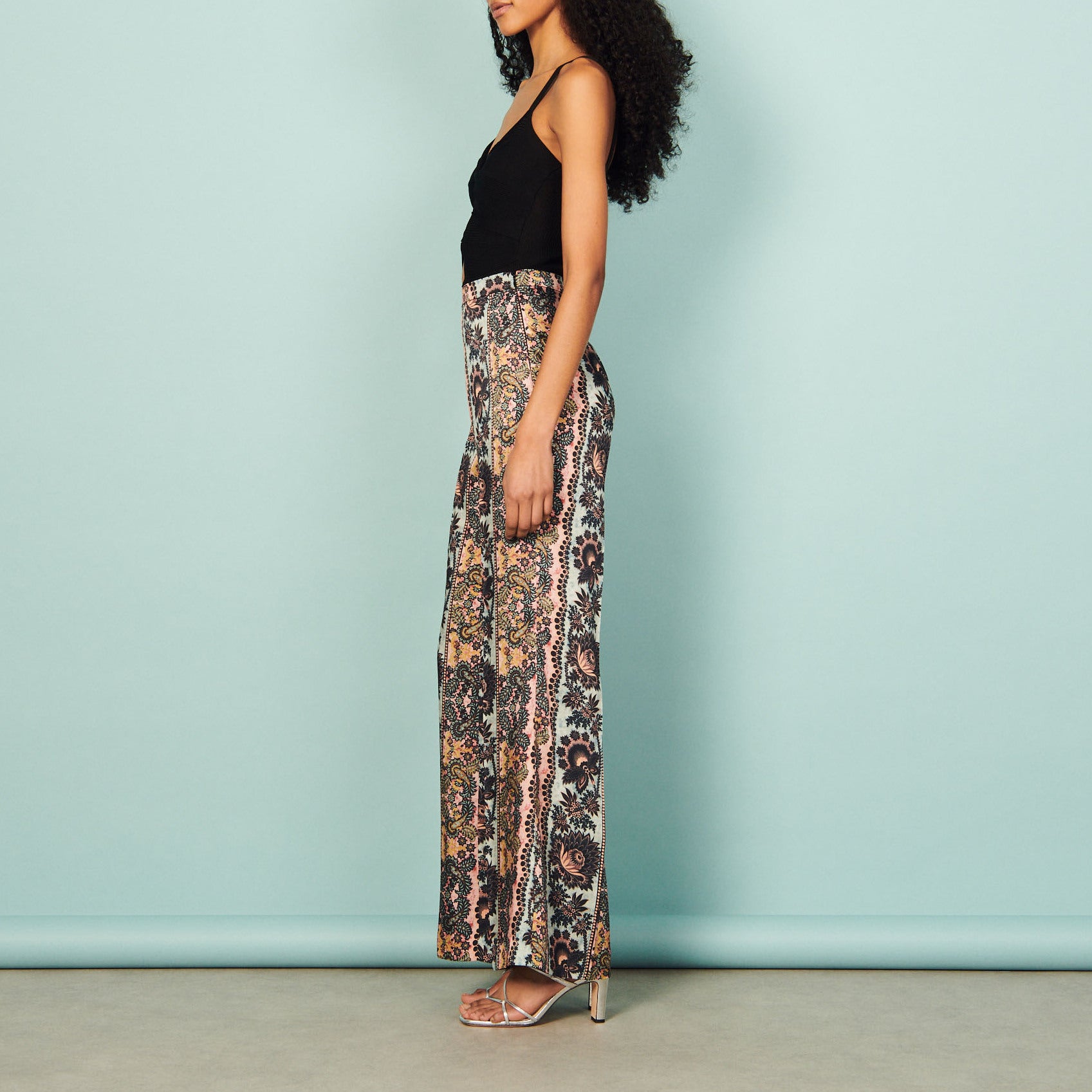 Pantalon fluide imprimé baroque Sandro seconde main