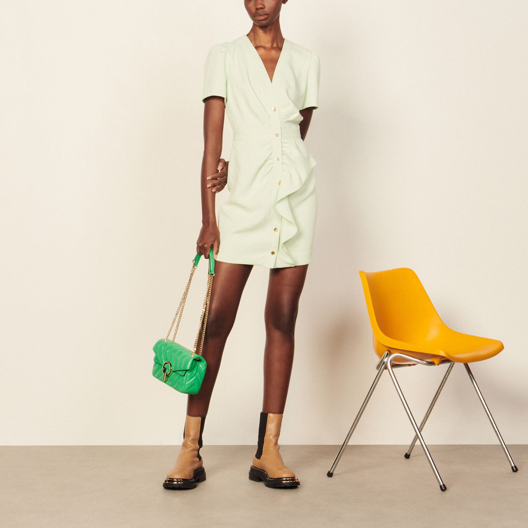 Robe courte à basque asymétrique Sandro seconde main