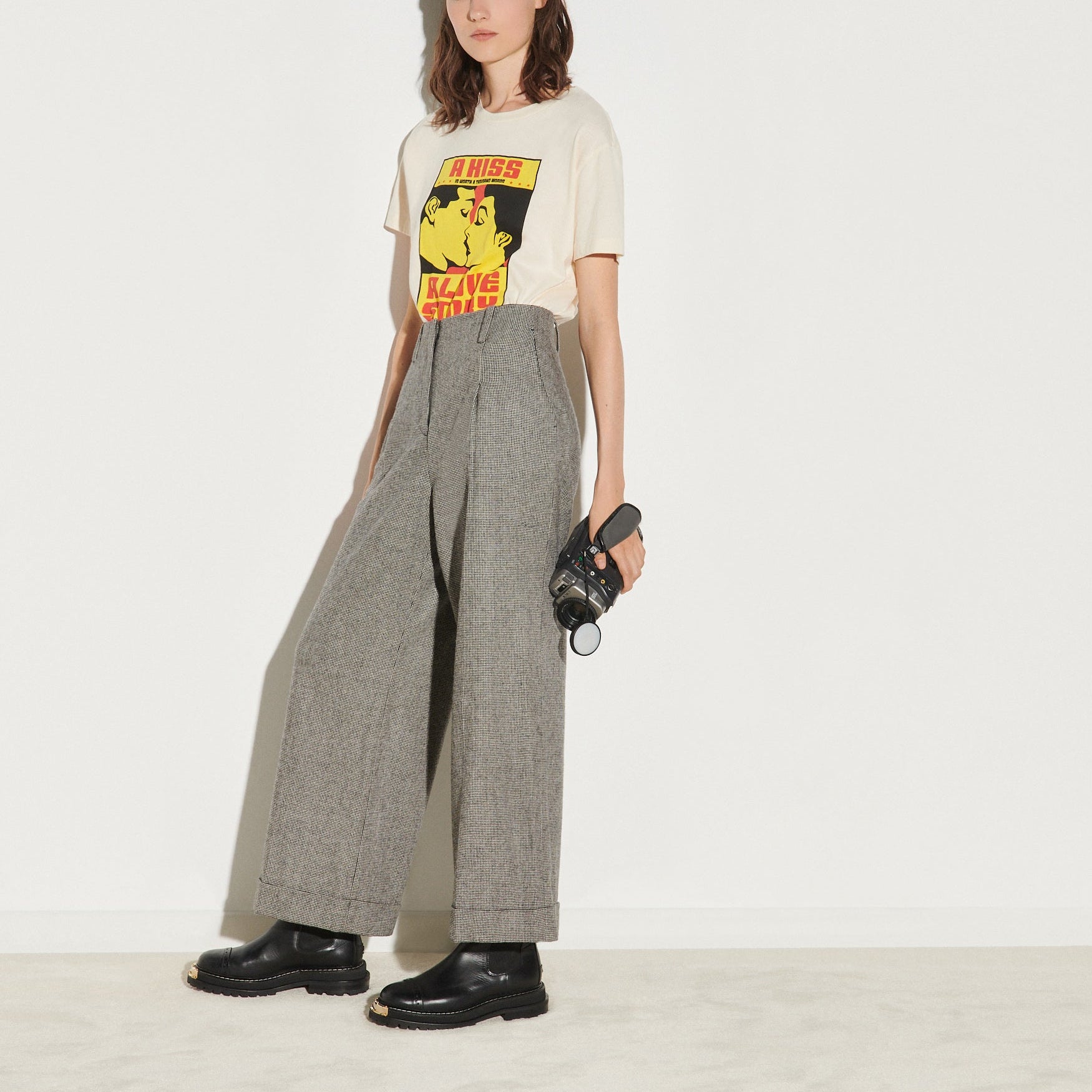 Pantalon large taille haute Sandro seconde main