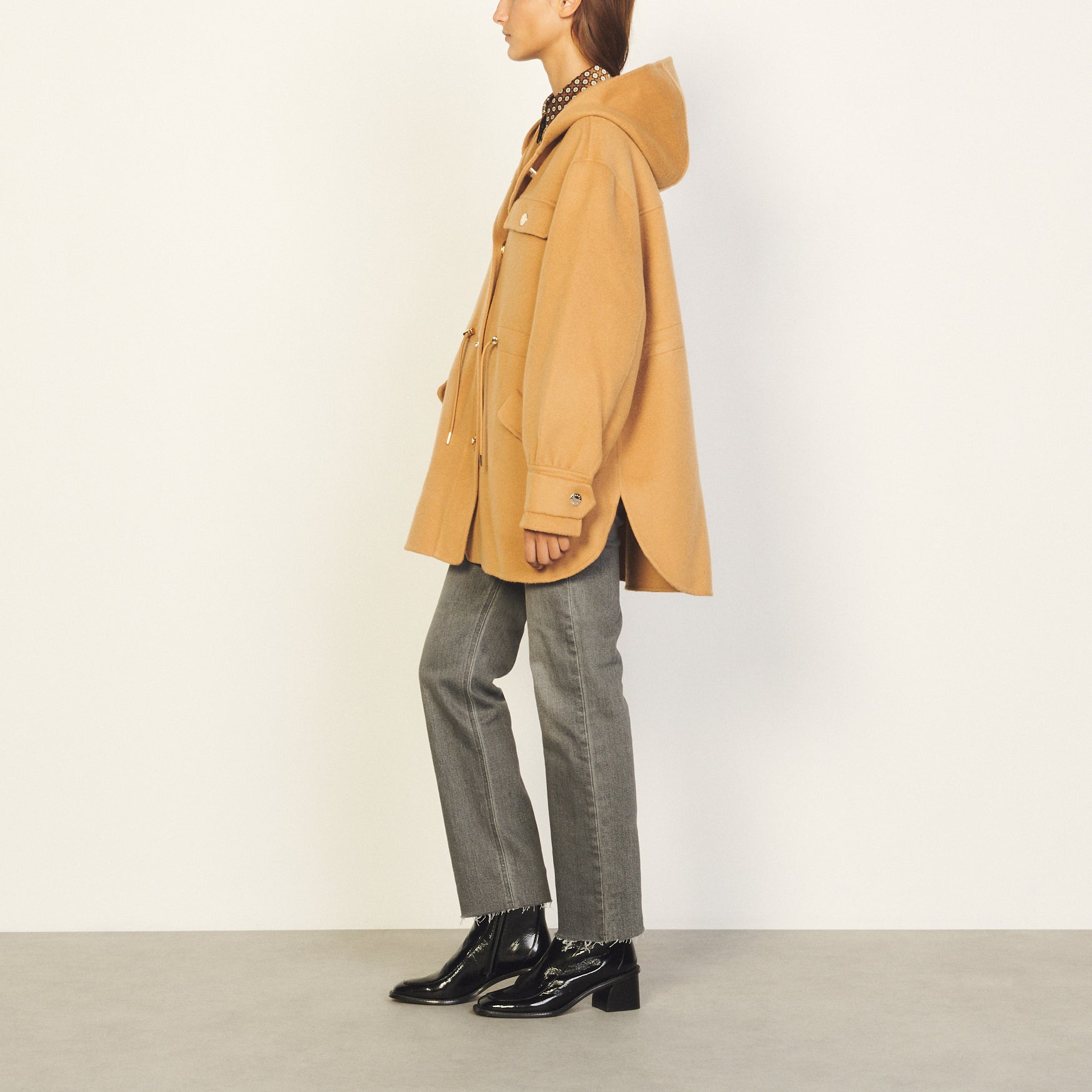 Outerwear Camel Sandro seconde main